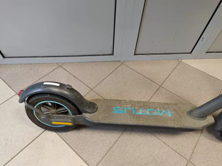 hulajnoga-elektryczna-motus-scooty-10-lite-gen5-350w-7800-mah-36v-20km-ean-gtin-5901821999366