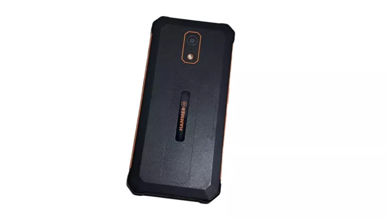 telefon-hammer-iron-va-4g-656-464gb-przekatna-ekranu-656