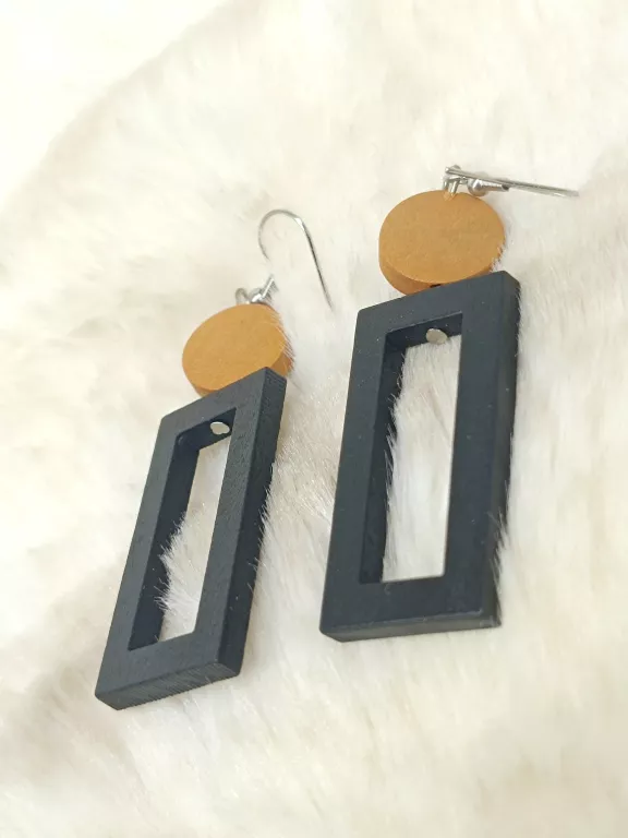 kolczyki-drewniane-vintage-leciutkie-material-15835-2048