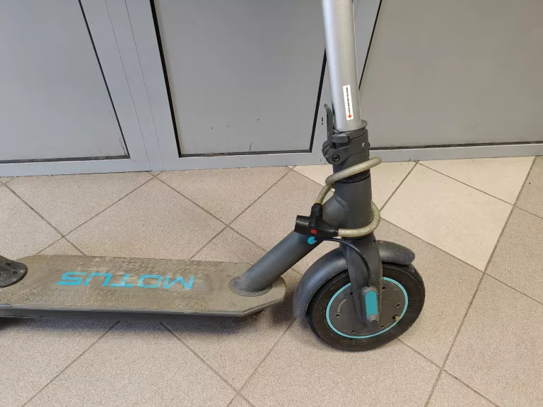 hulajnoga-elektryczna-motus-scooty-10-lite-gen5-350w-7800-mah-36v-20km-stan-11323-2