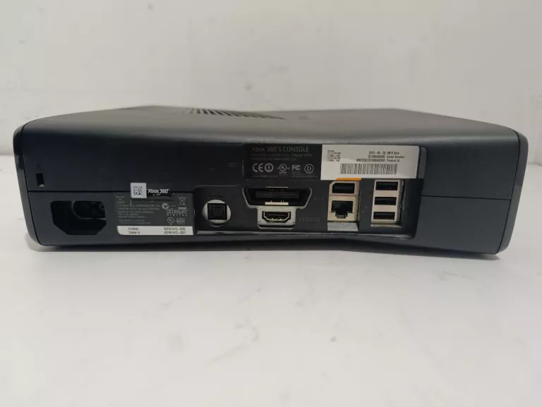 konsola-microsoft-xbox-360-s-model-1439-4-gb-zestaw-liczba-kontrolerow-w-zestawie-205994-225550