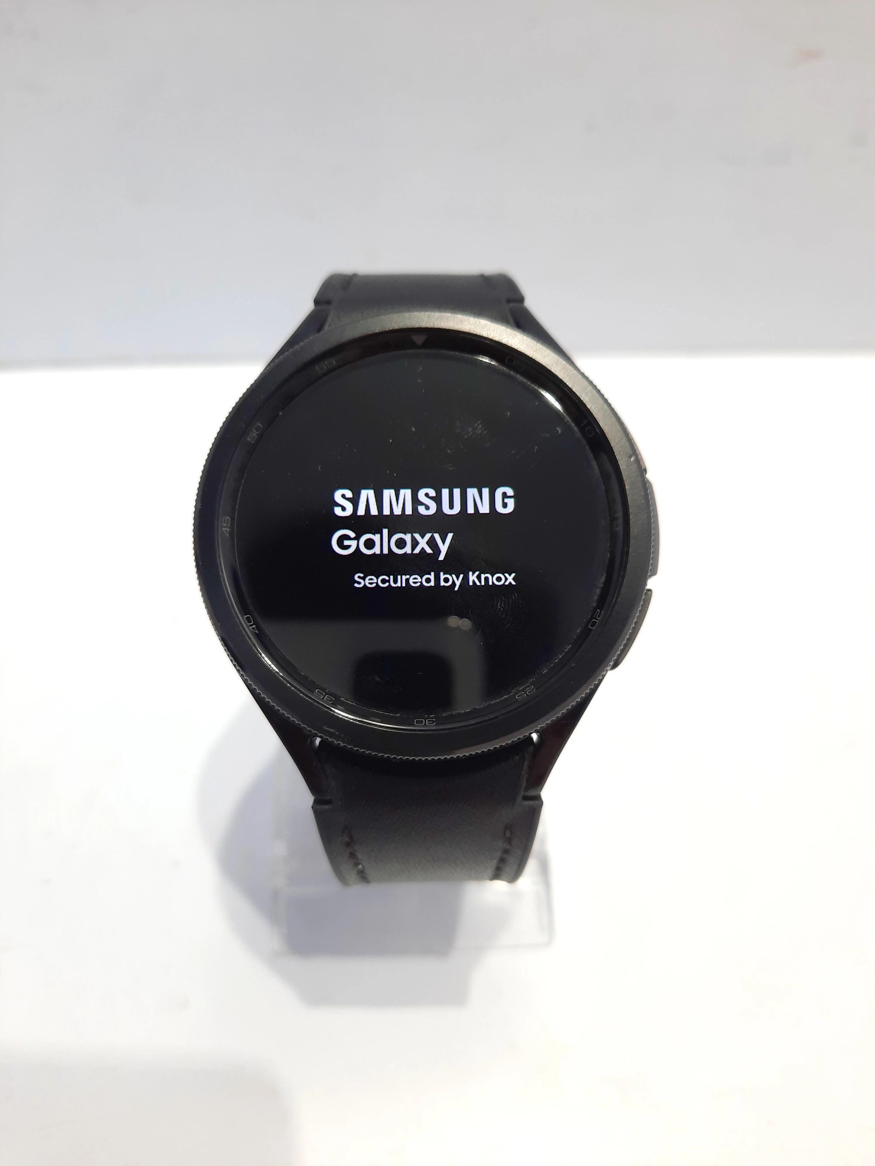 smartwatch-samsung-galaxy-6-classic-sm-r965f-ean-gtin-8806095076423