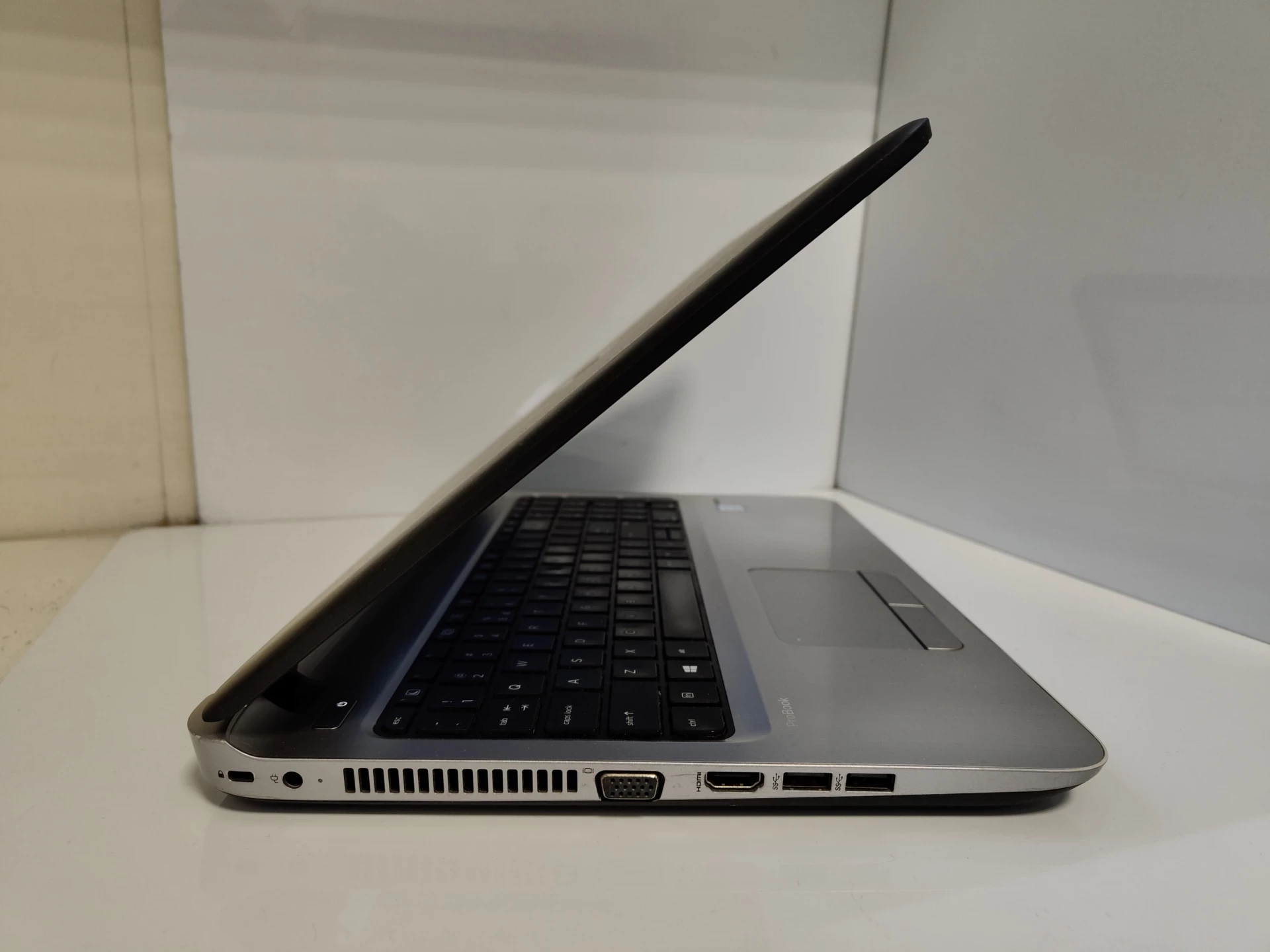 laptop-hp-probook-450-g3-156-i5-6200-12gb-ram-256ssd-win10-przekatna-ekranu-1400
