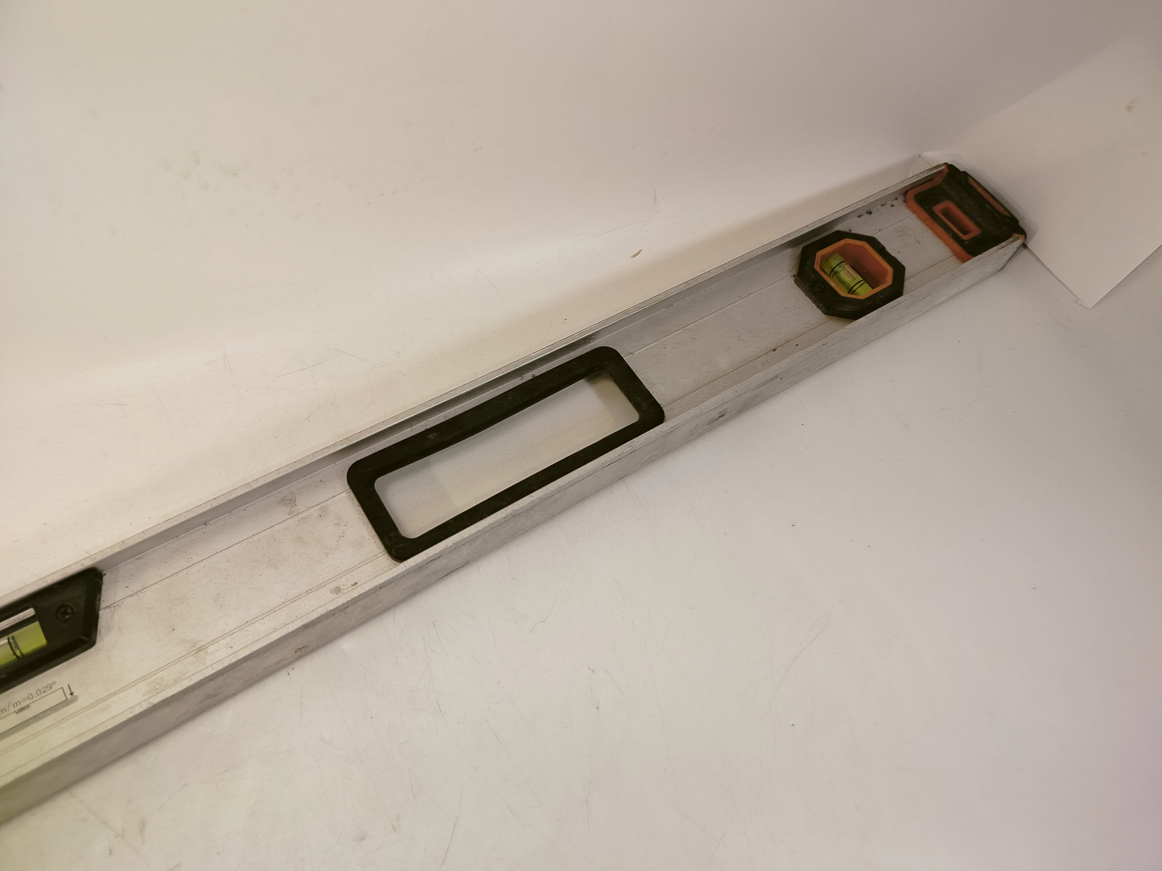 poziomica-1m-magnusson-certyfikaty-zgodnosci-218669-1