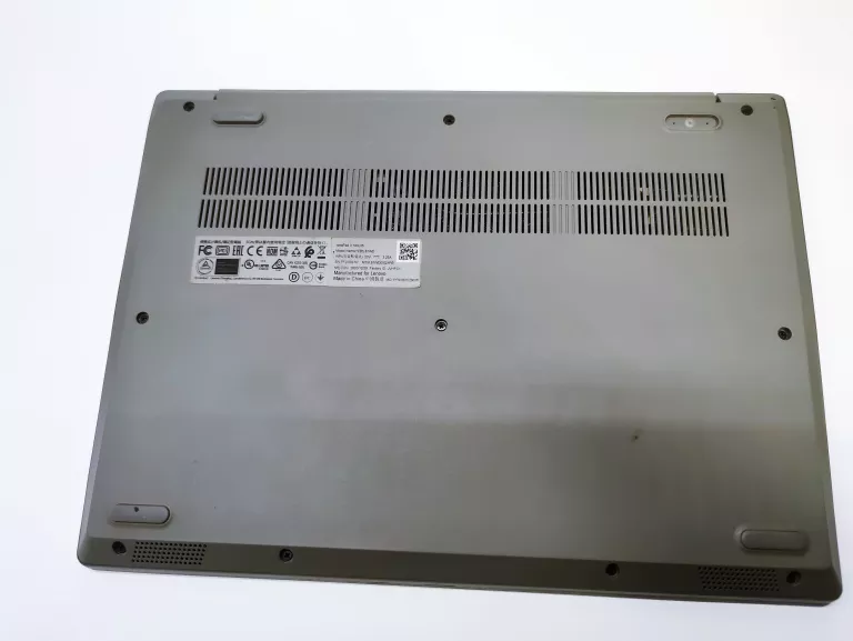 laptop-lenovo-ideapad3-rodzaj-karty-graficznej-1234-1