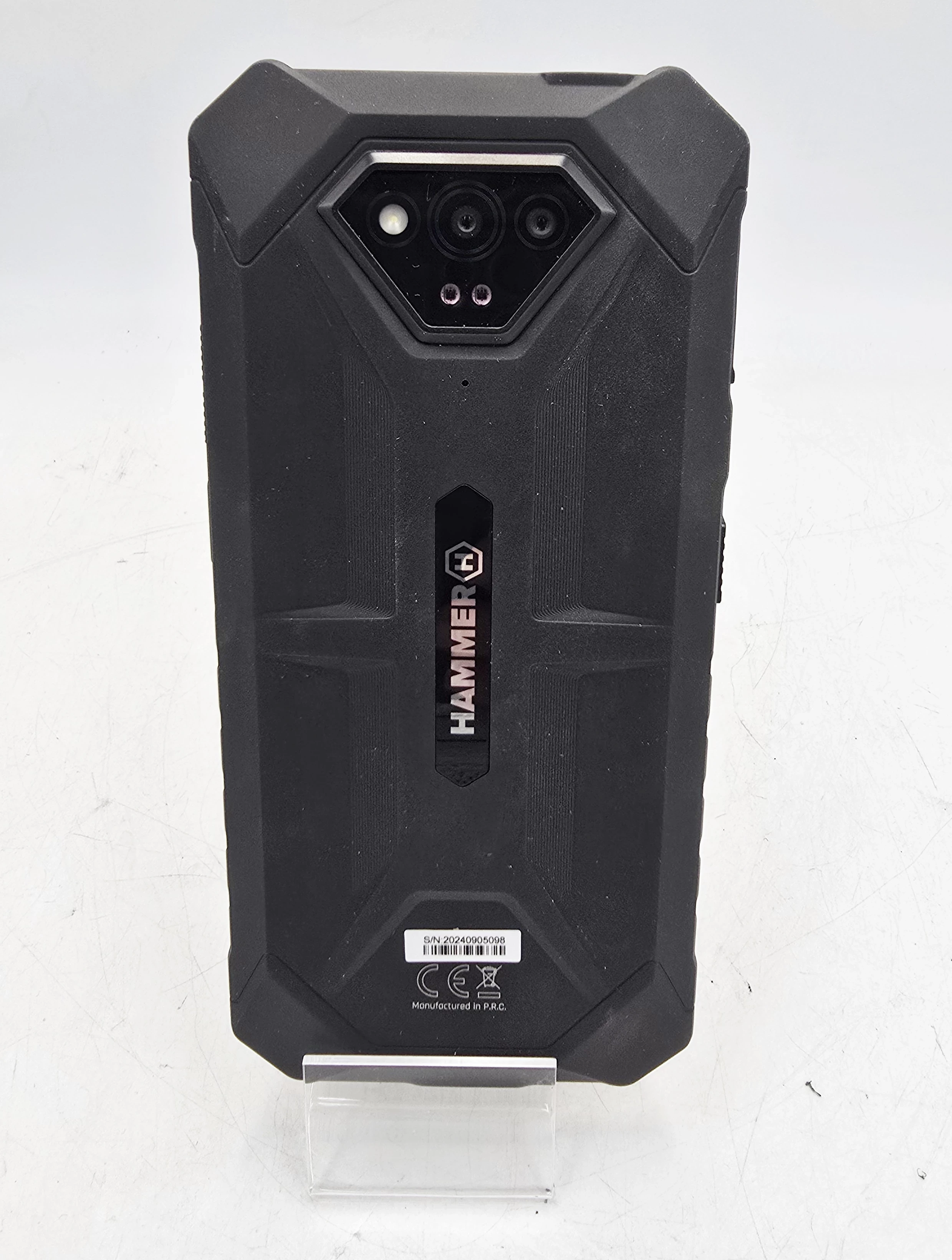 telefon-hammer-iron-v-stan-11323-238058