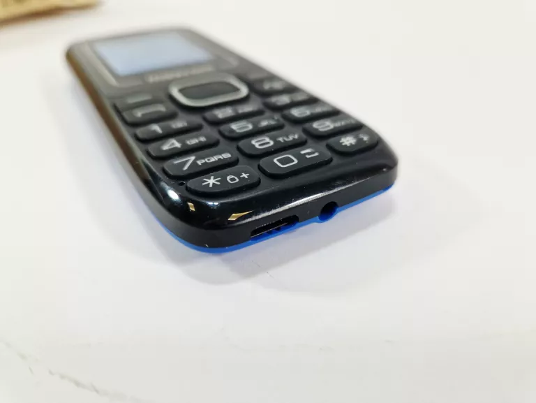 telefon-komorkowy-maxcom-classic-mm135l-dow-zak-przekatna-ekranu-177