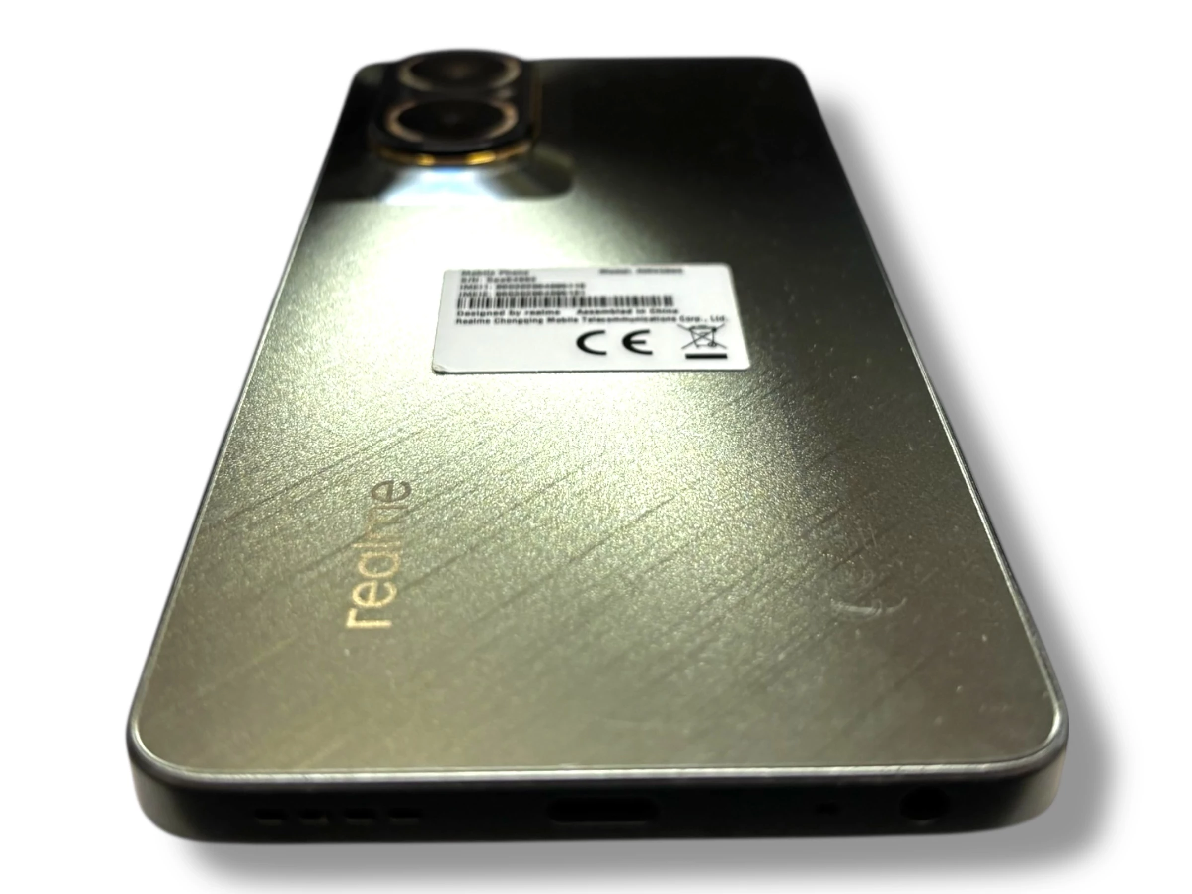 telefon-realme-c67-8-gb256-przekatna-ekranu-672