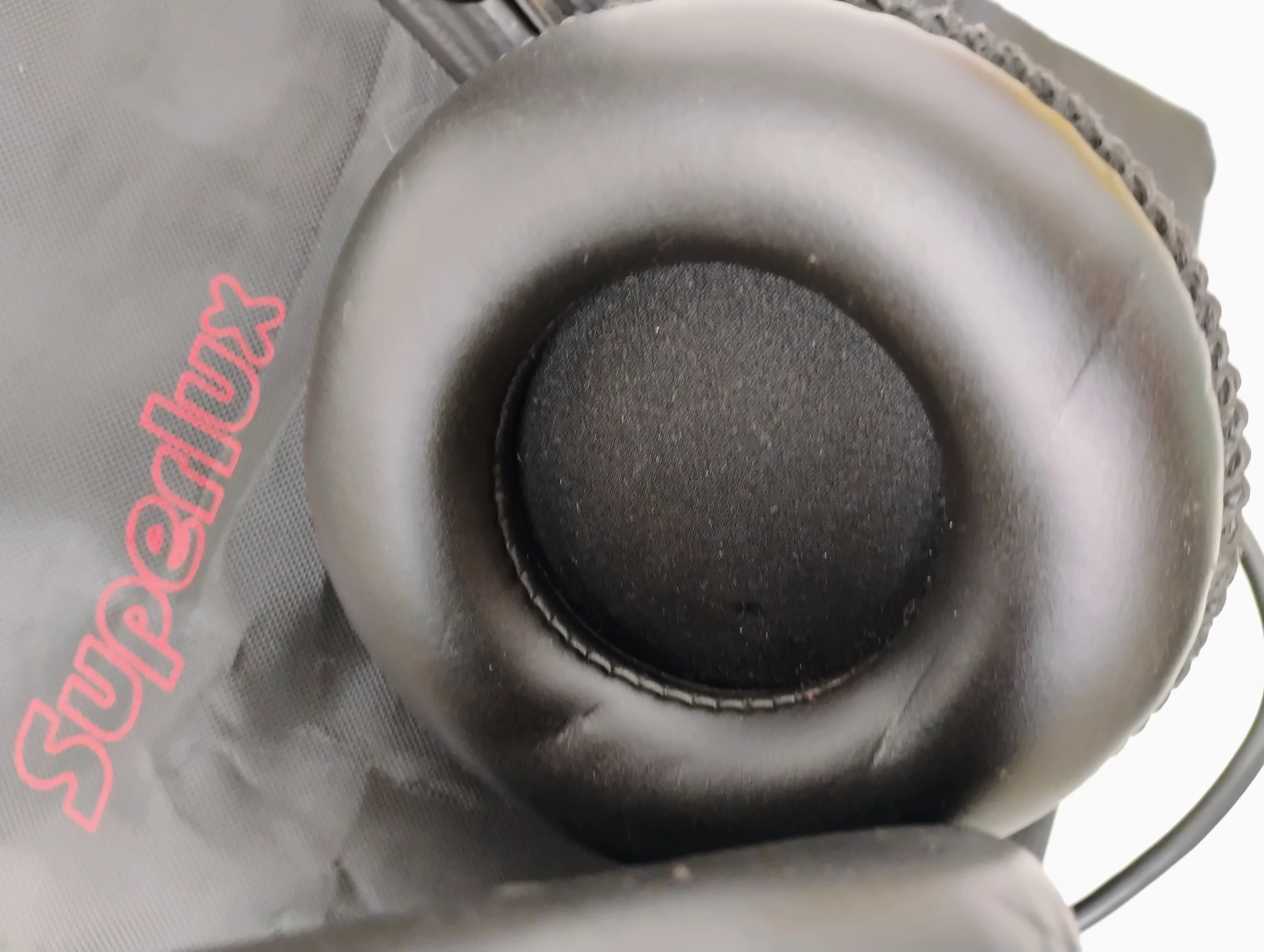 sluchawki-superlux-hd-681-stan-11323-2