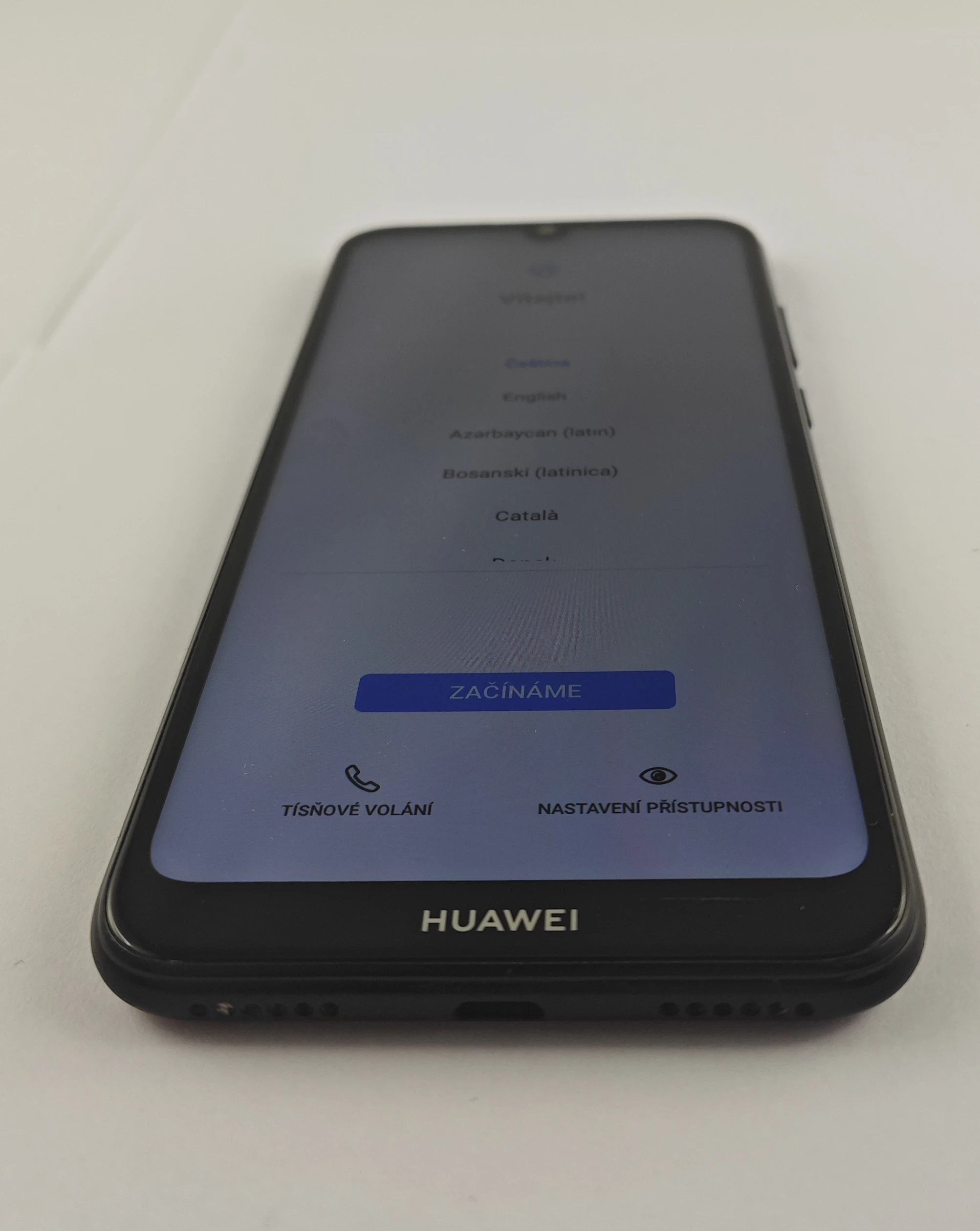 telefon-huawei-y6-2019-przekatna-ekranu-609