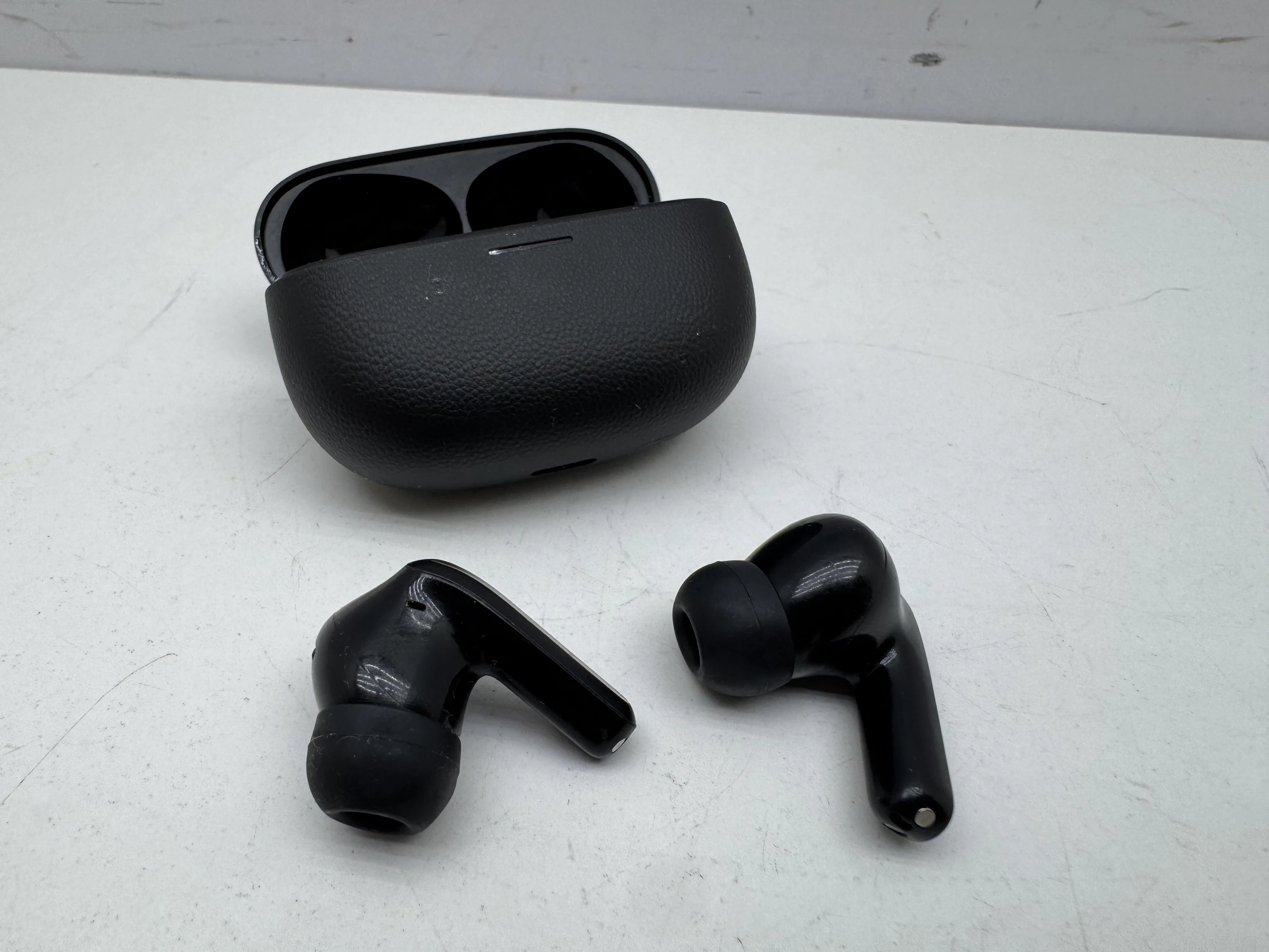 xiaomi-redmi-buds-5-pro-sluchawki-bezprzewodowe-douszne-stan-11323-2