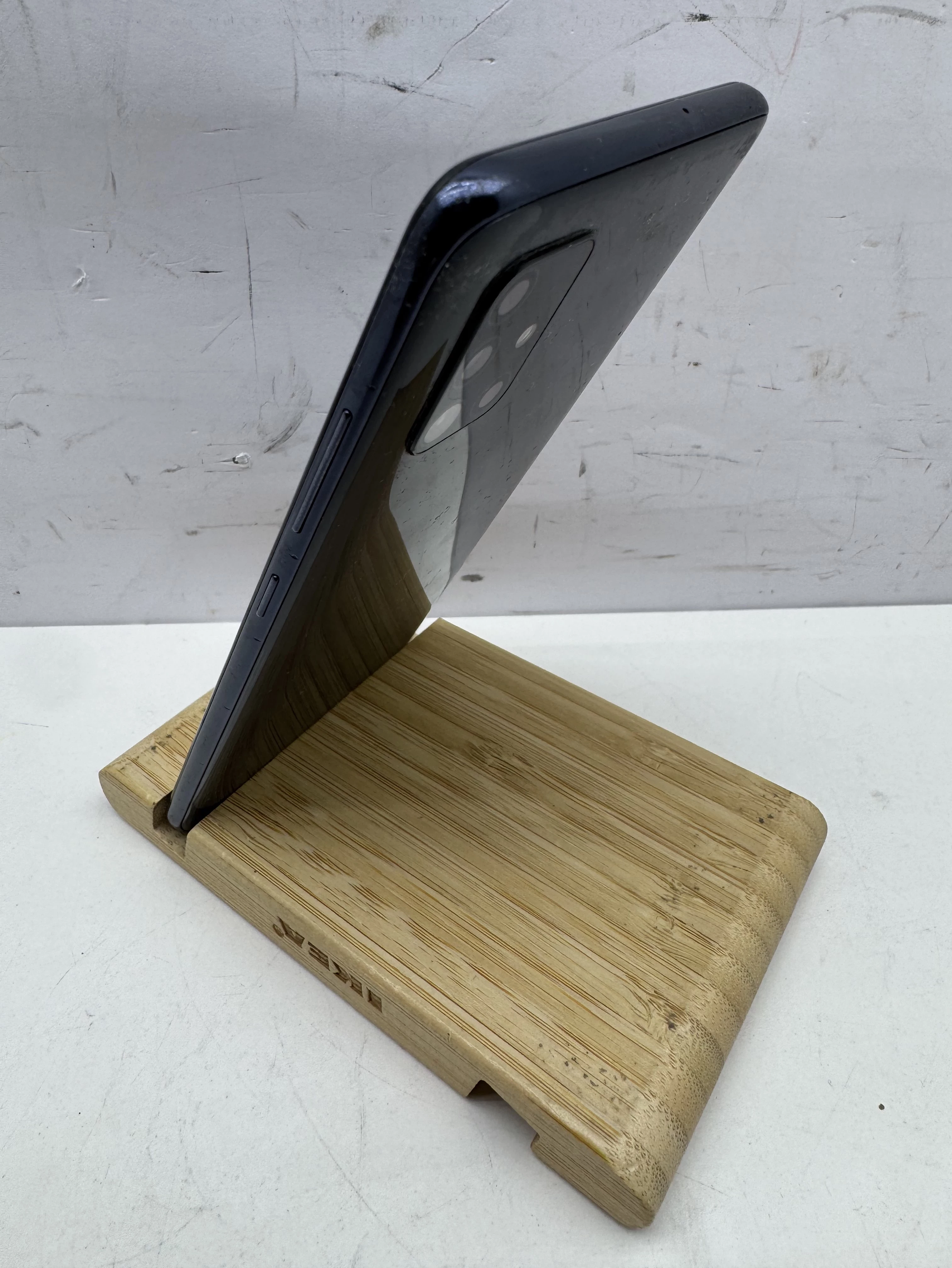 samsung-galaxy-a51-4gb128gb-przebarwienia-stan-11323-2