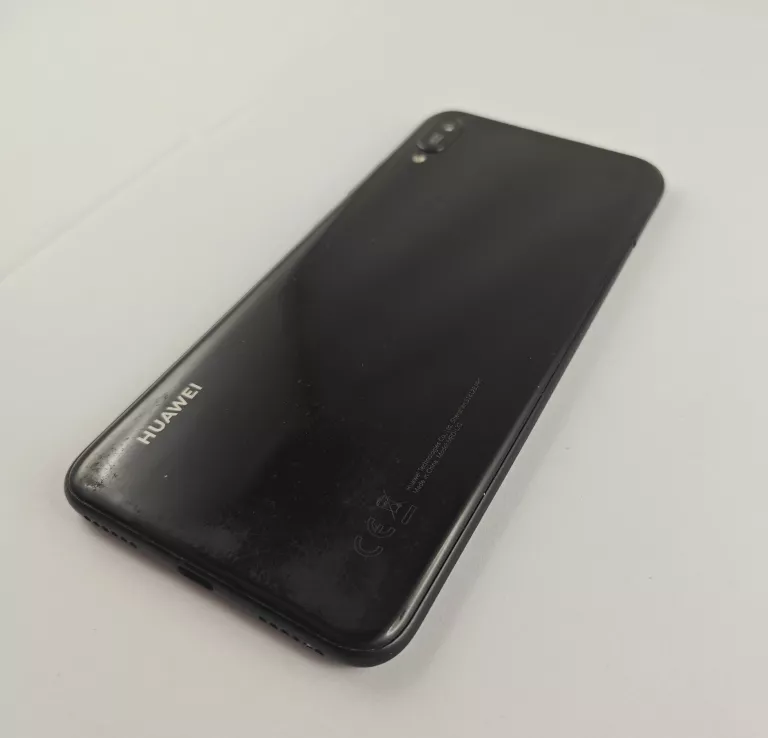 telefon-huawei-y6-2019-stan-11323-2