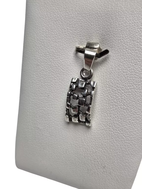 srebrny-komplet-kolczyki-sztyft-zawieszka-925p-402g-rodzaj-2205-2