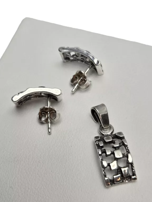 srebrny-komplet-kolczyki-sztyft-zawieszka-925p-402g-zawartosc-kompletu-129109-1