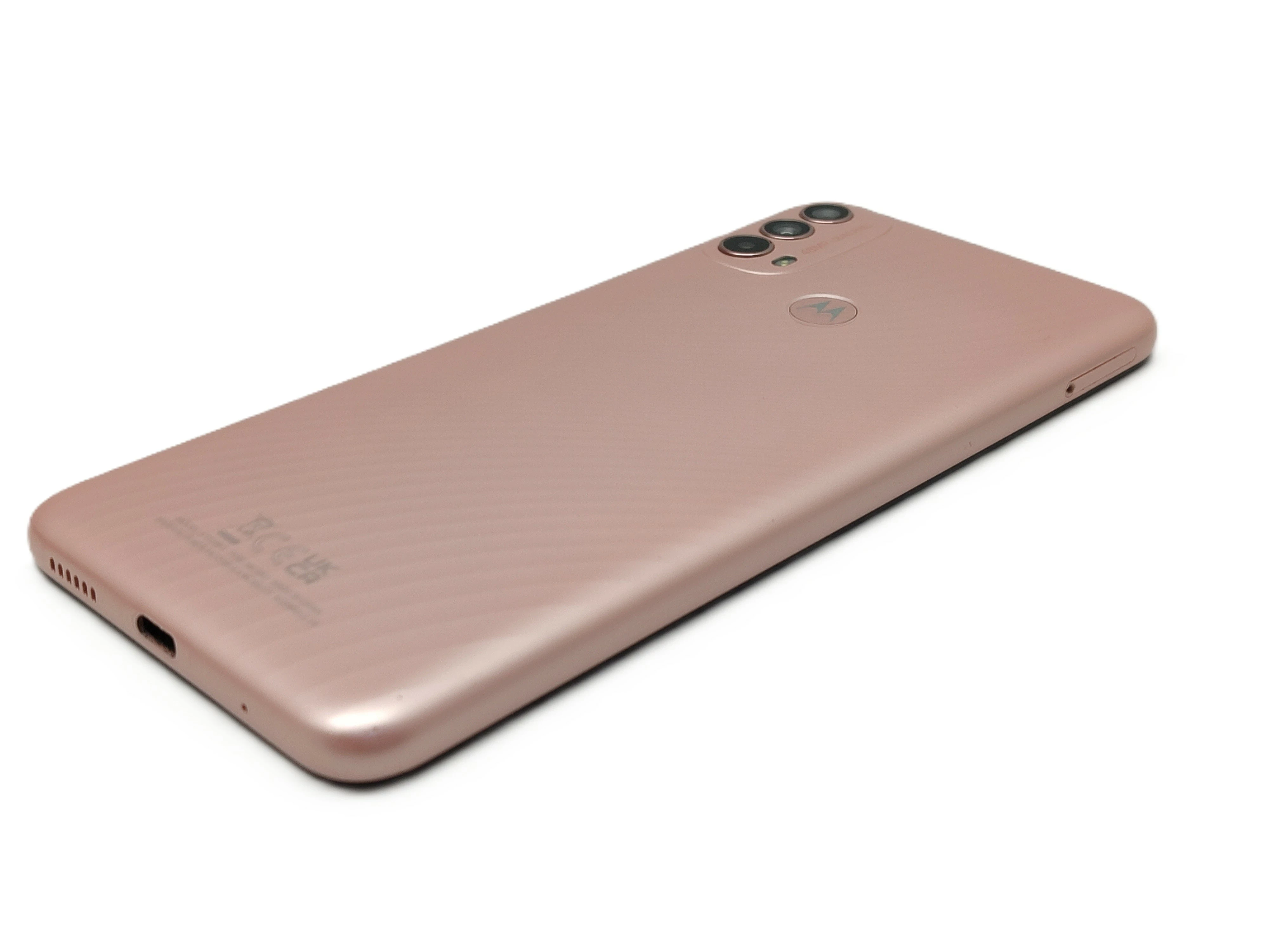 smartfon-motorola-moto-e40-464gb-65-xt2159-3-rozowy-przekatna-ekranu-650