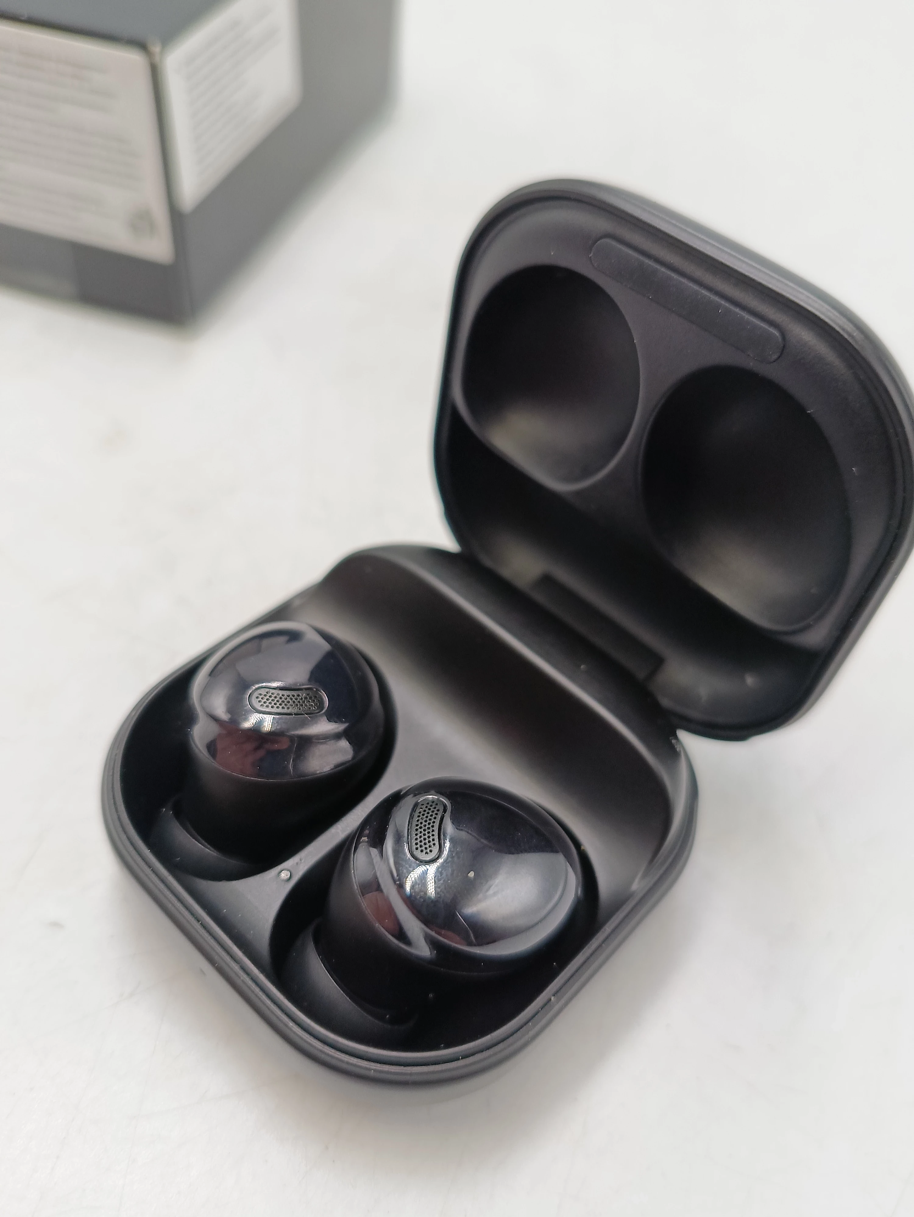 sluchawki-bluetooth-samsung-galaxy-buds-pro-ean-gtin-8806092005709