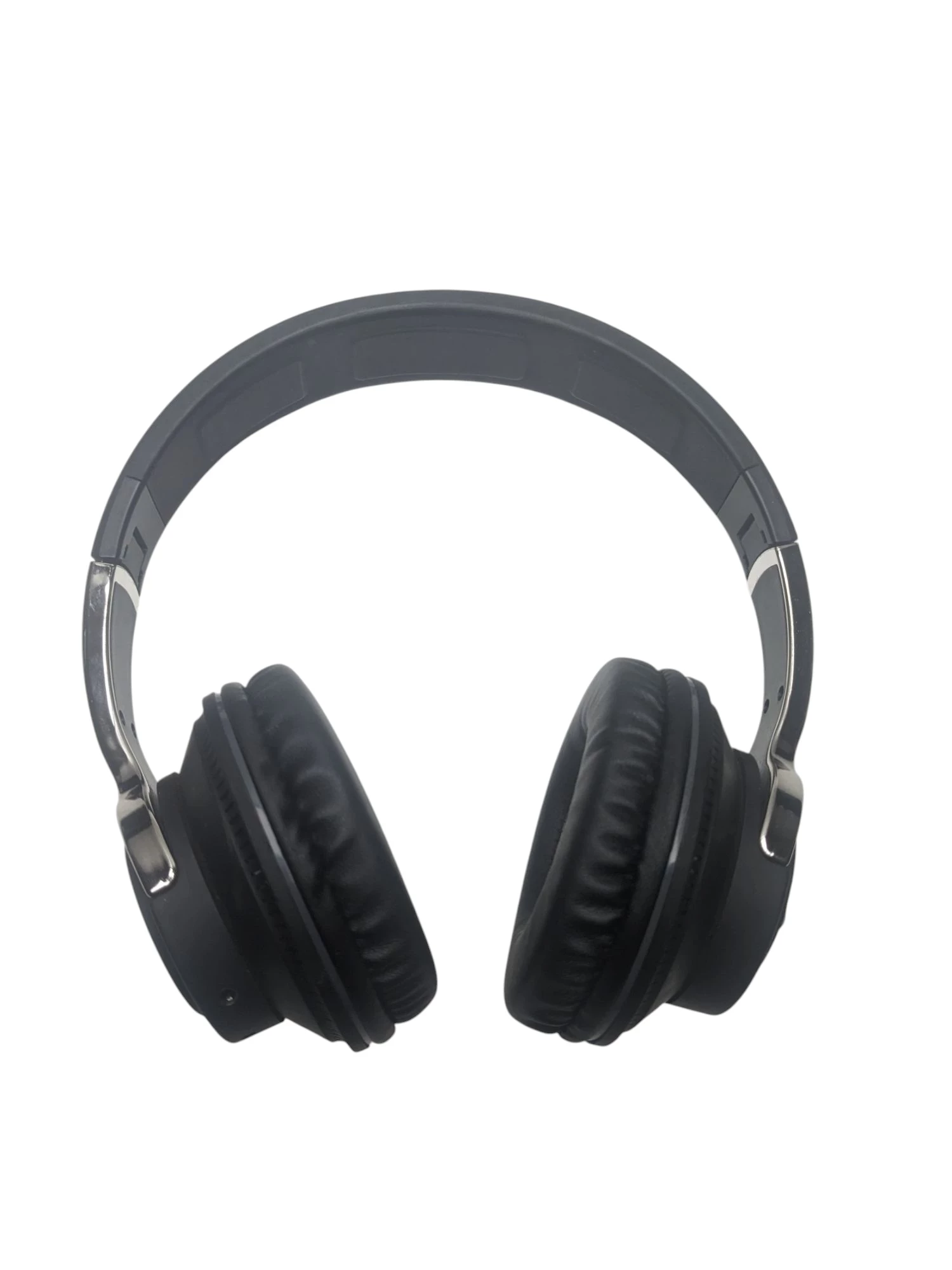 sluchawki-bezprzewodowe-h2-plac-wolnosci-3-tuchola