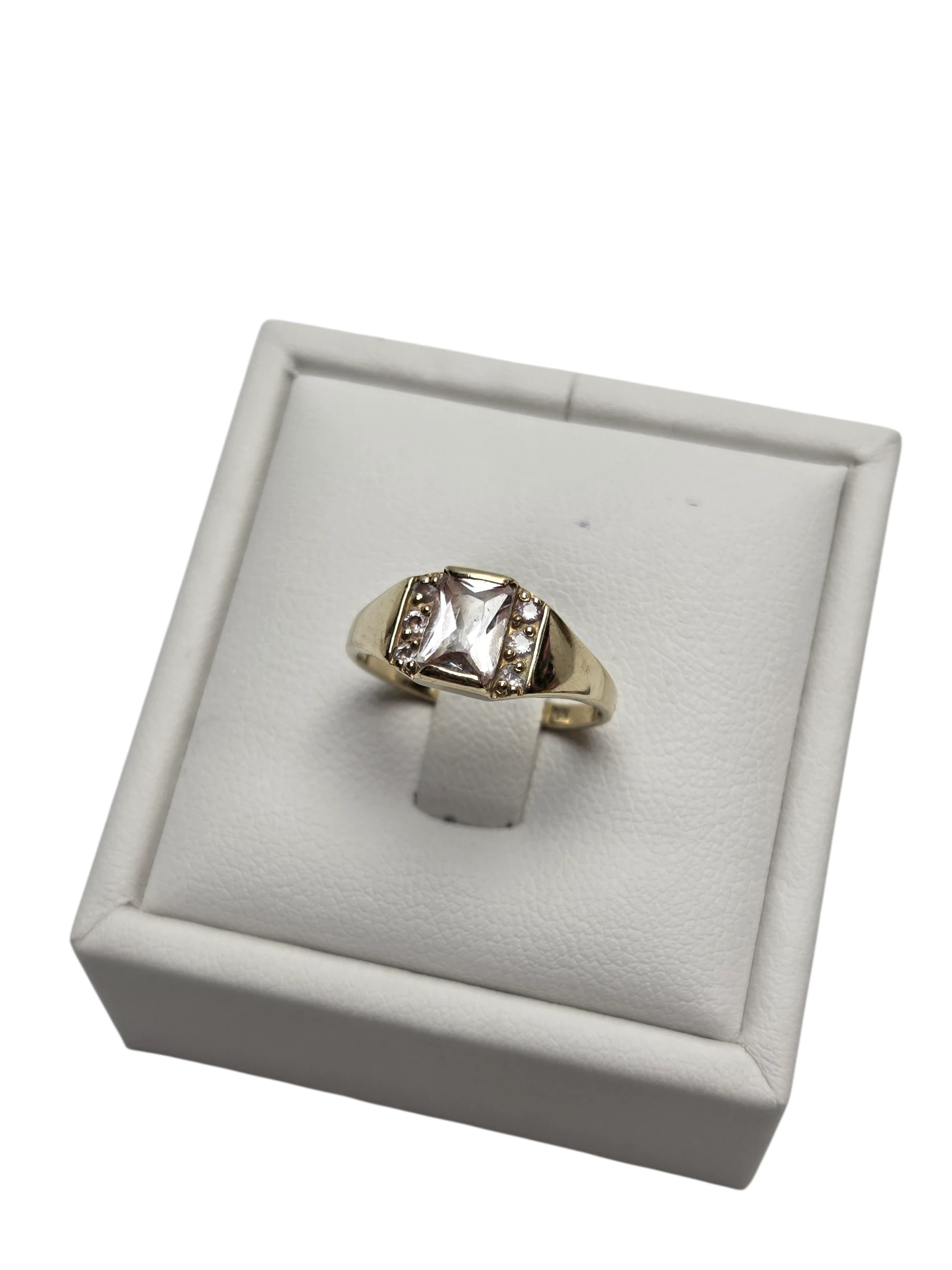 piekny-zloty-pierscionek-z-cyrkoniami-333p-12r-215g-okrzei-191-pila