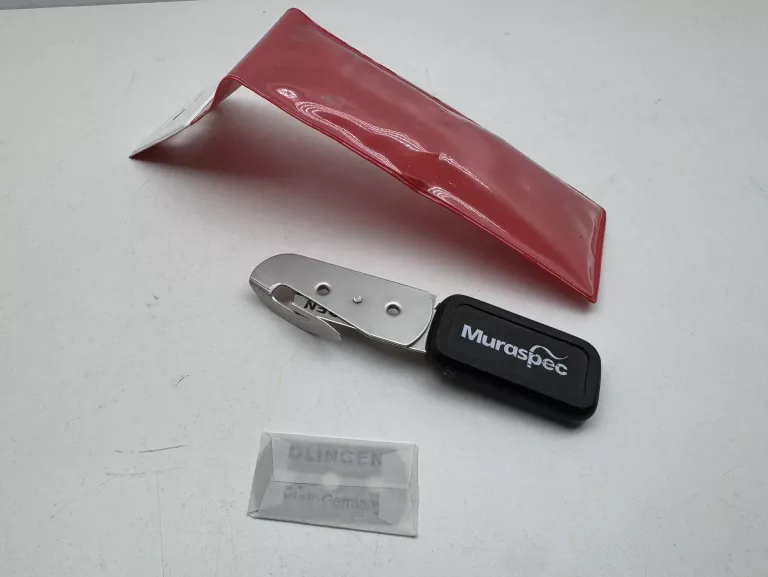 nozyk-hakowy-dwustronny-do-tapet-plac-kosciuszki-20-wroclaw