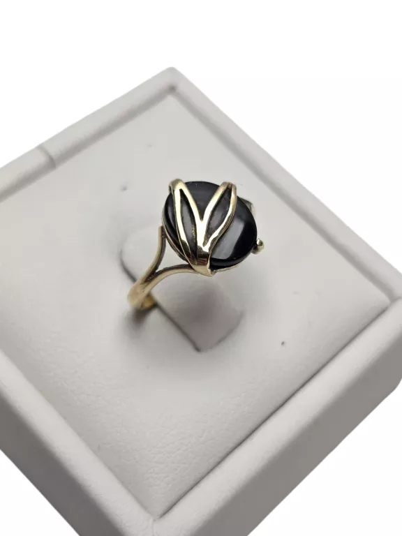 piekny-zloty-pierscionek-z-onyksem-333p-12r-171g-stan-11323-2