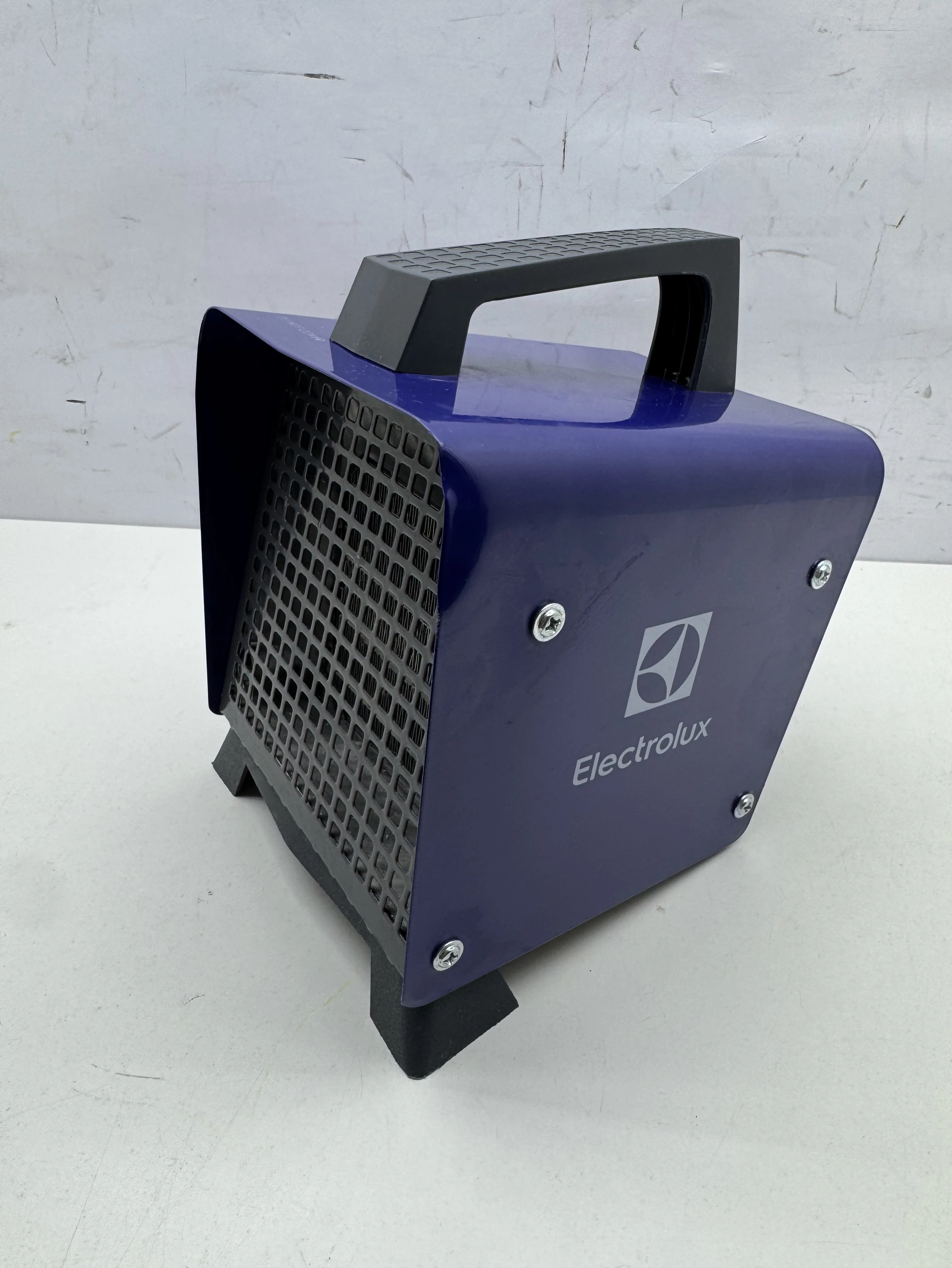 nagrzewnica-elektryczna-electrolux-eifh-c-2-eec-ean-gtin-7381032450012