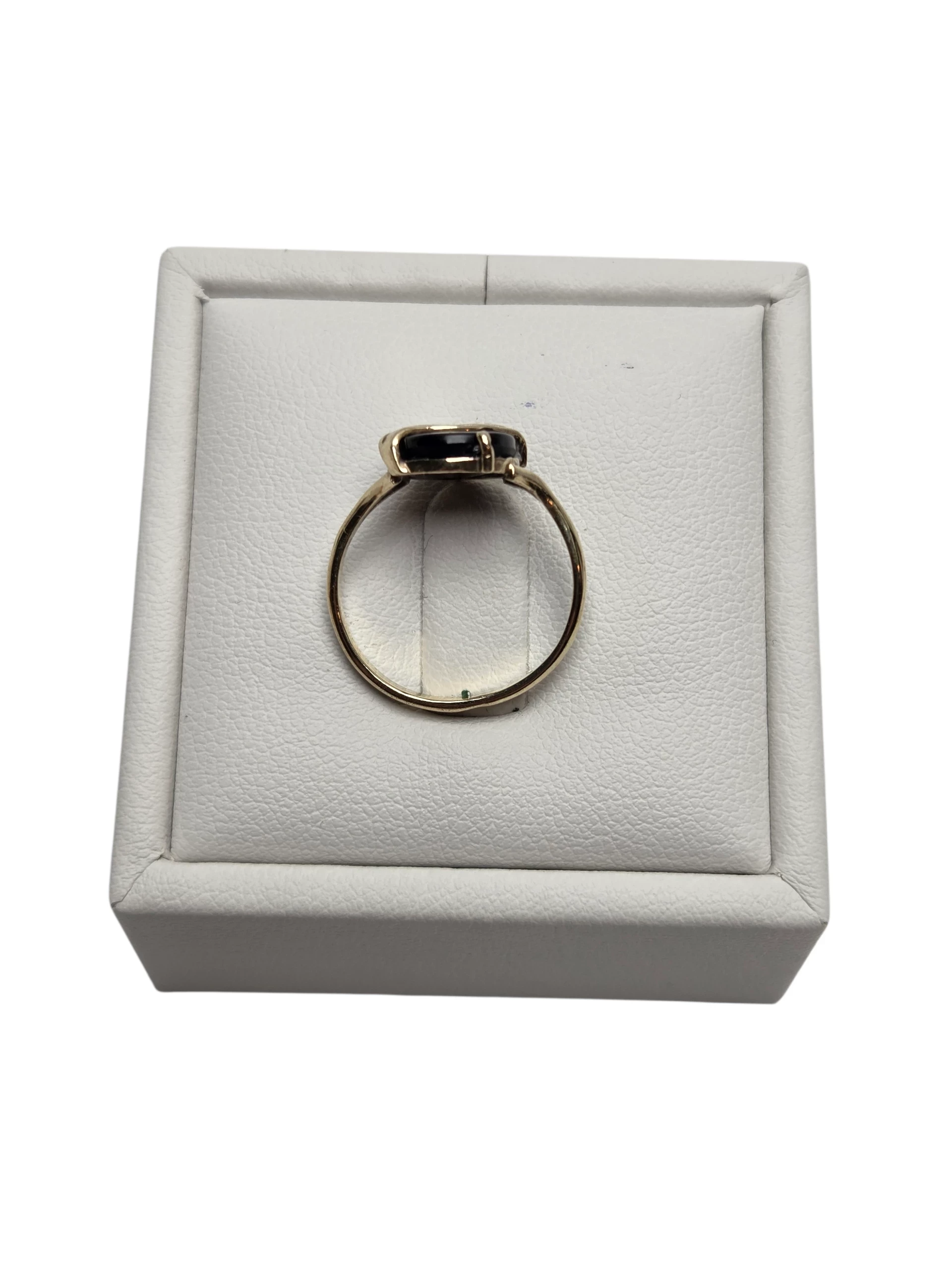 piekny-zloty-pierscionek-z-onyksem-333p-12r-171g-kamien-17088-843213