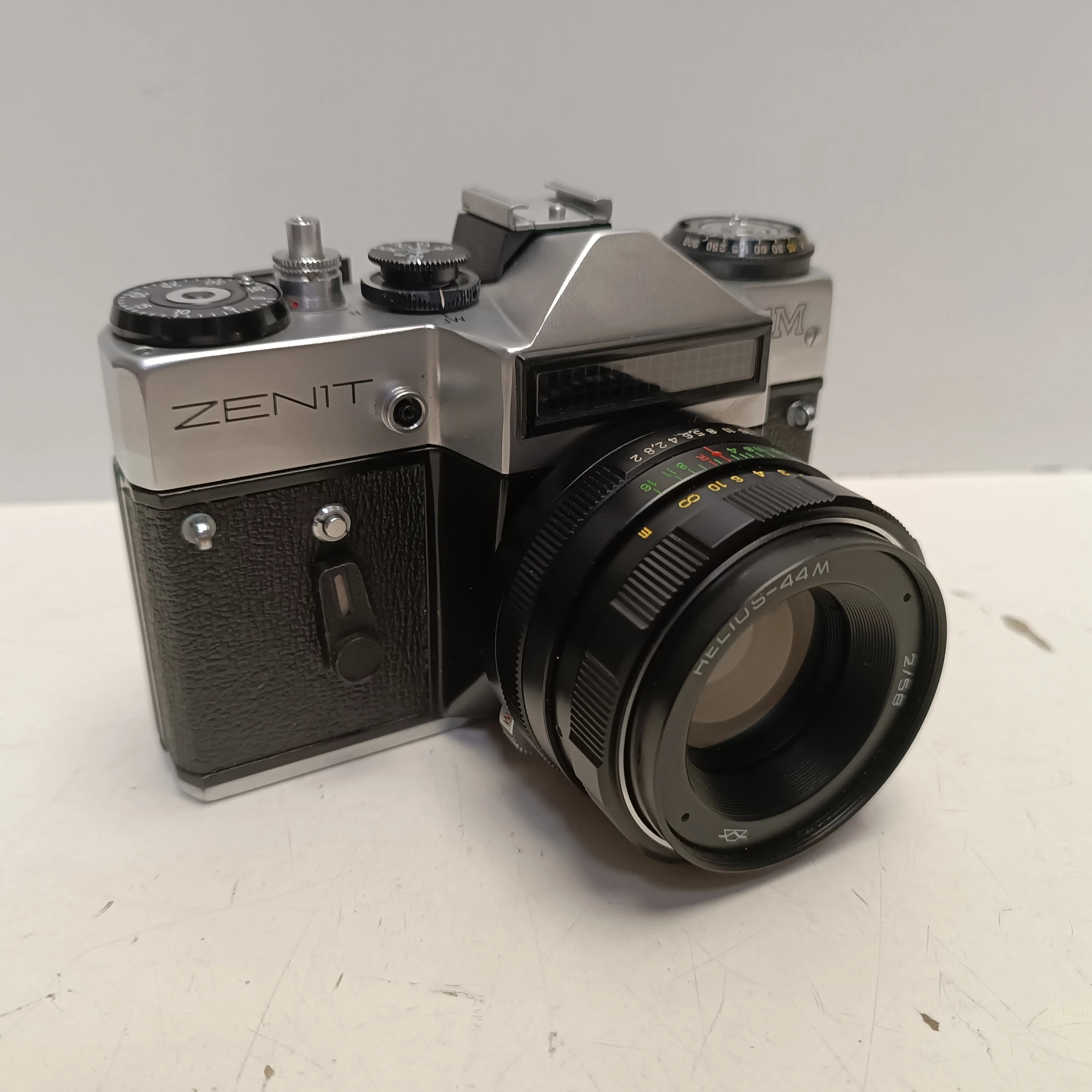aparat-fotograficzny-zenit-em-z-obiektywem-helios-44m-rodzaj-aparatu-249299-1150442