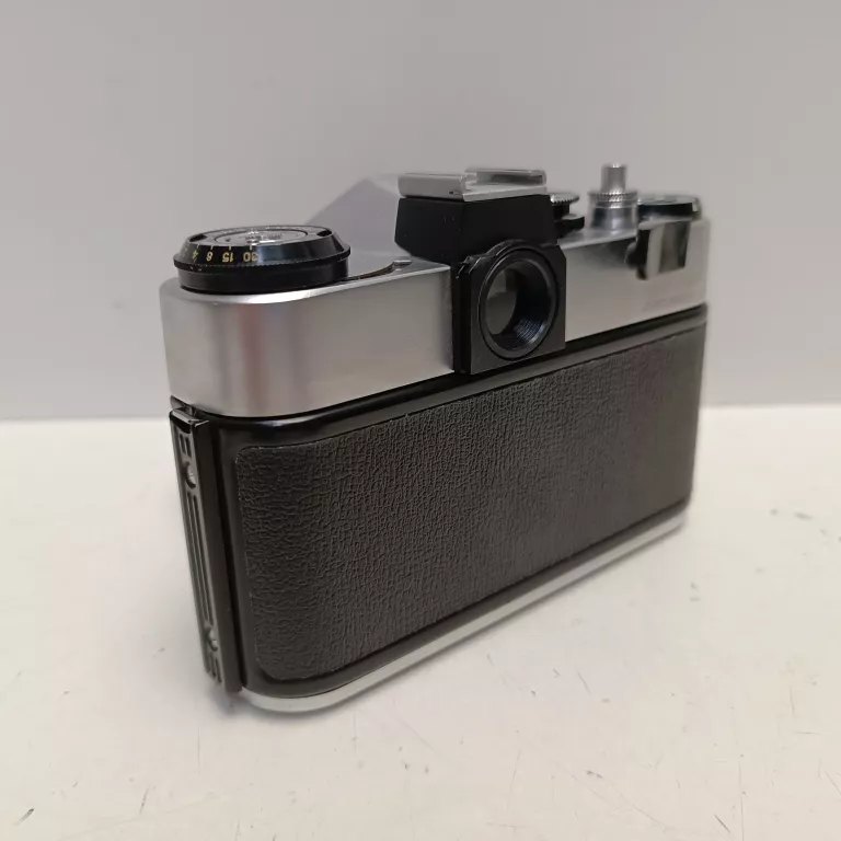 aparat-fotograficzny-zenit-em-z-obiektywem-helios-44m-stan-11323-253798