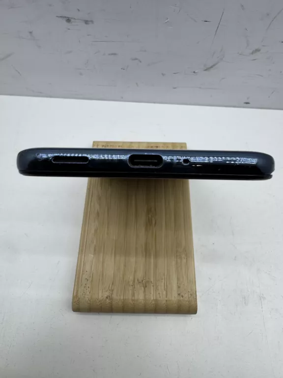 telefon-htc-u12-life-4gb64gb-przekatna-ekranu-600