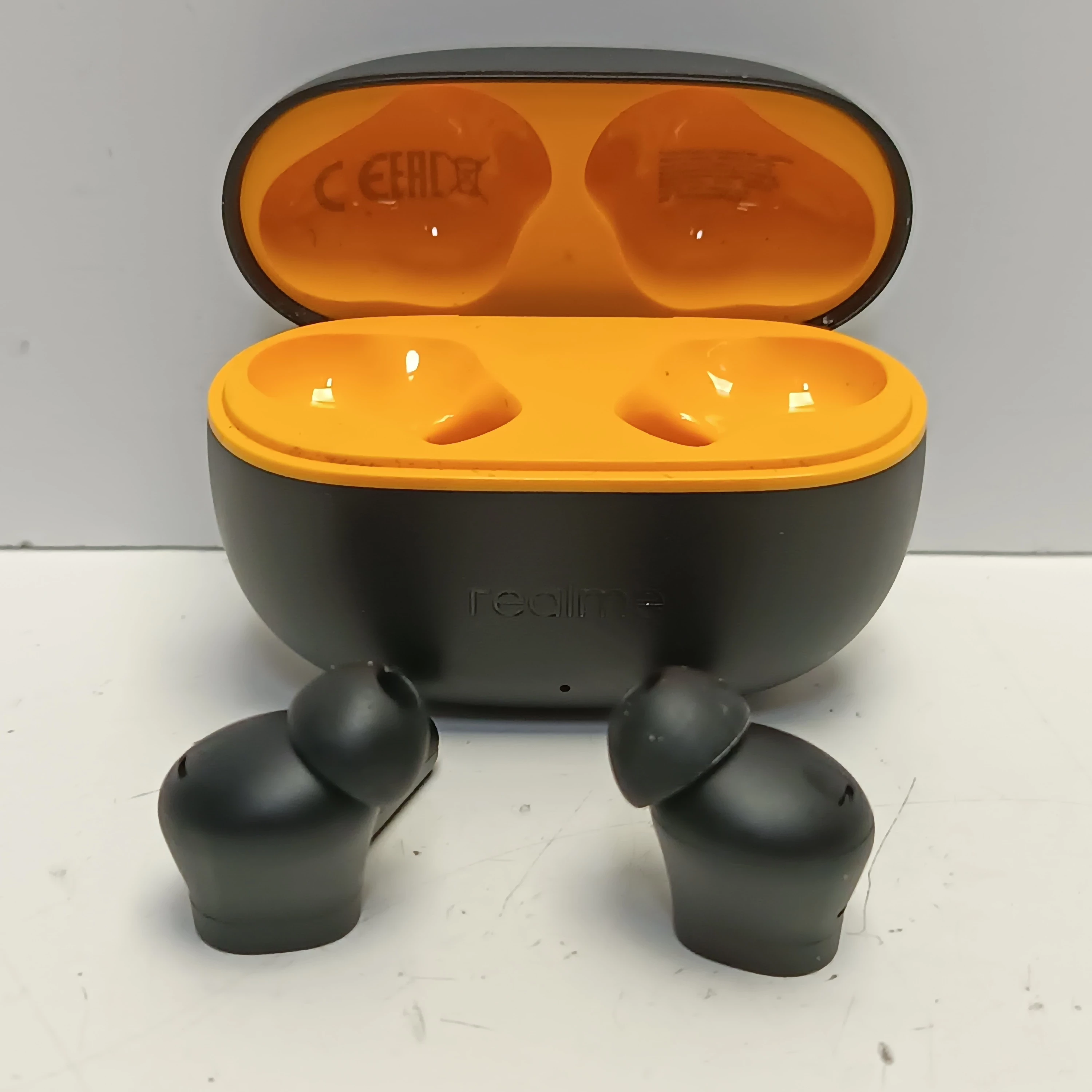 sluchawki-bezprzewodowe-douszne-realme-buds-t200-lite-rma2415-a-czarne-rodzaj-sluchawek-203681-217749