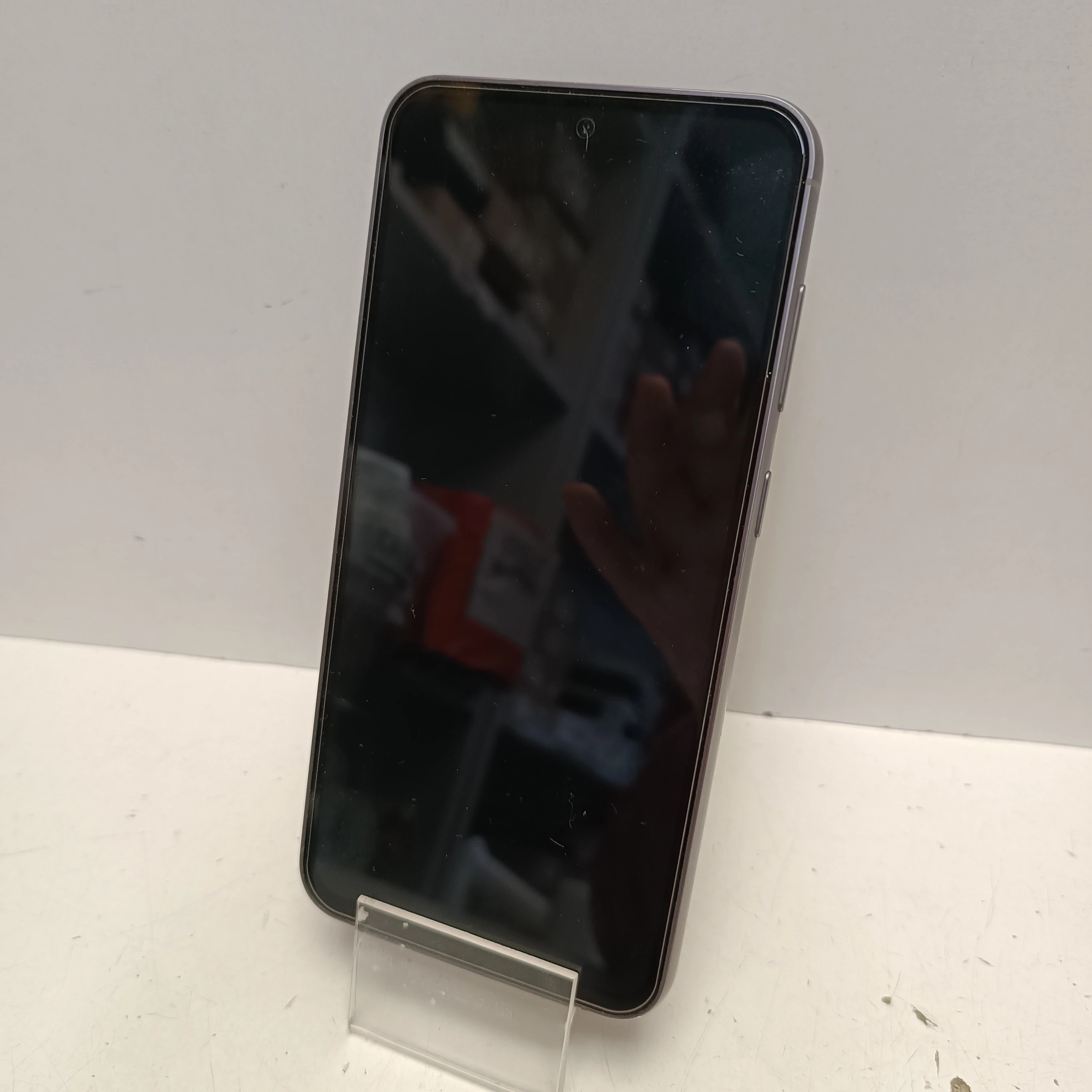 telefon-samsung-galaxy-s23-fe-8128gb-stan-11323-2