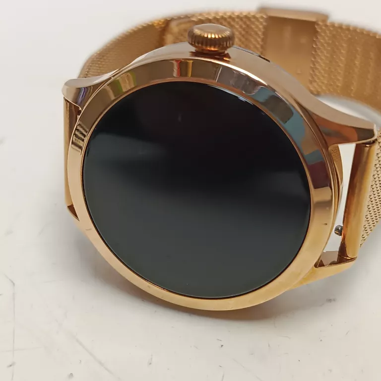 smartwatch-maxcom-gold-2-stan-11323-2
