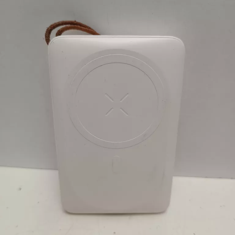 powerbank-veger-w1151-10000-mah-osiedle-teatralne-3u15-krakow