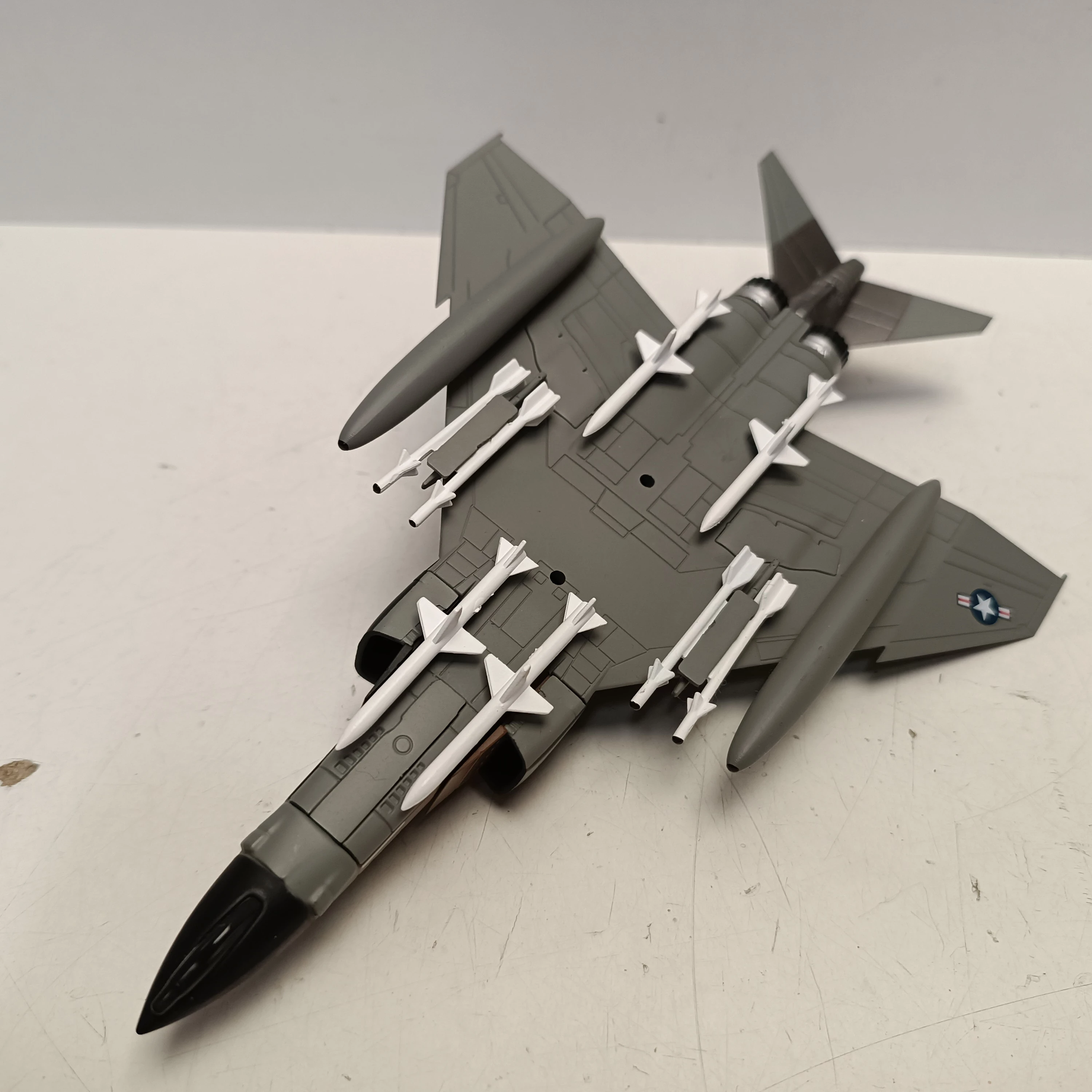 f-4d-phantom-ii-usaf-vietnam-1972-altaya-172-metal-stan-11323-2