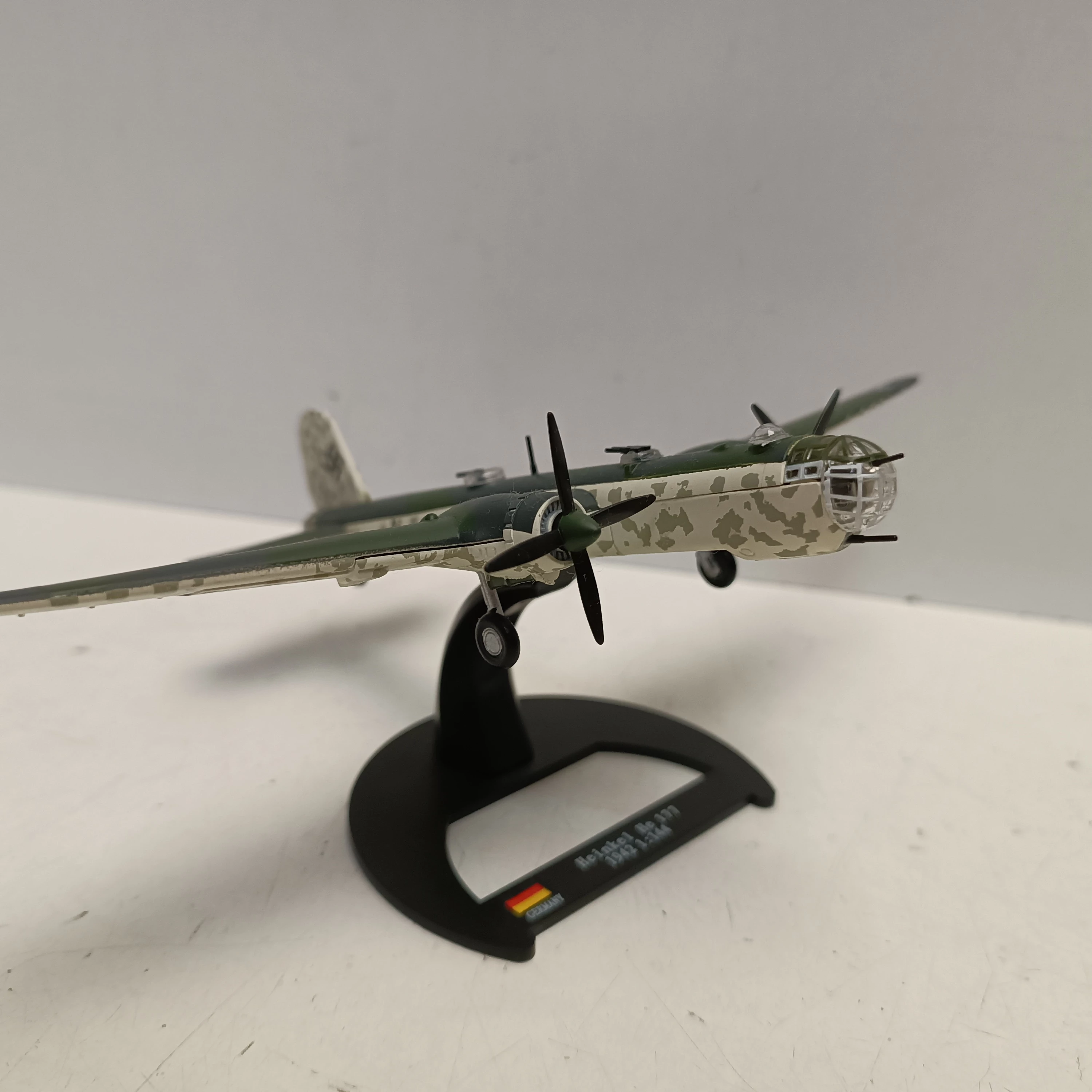 atorse-1144-diecast-warplane-germany-heinkel-he-177-1942-helicopter-milit-osiedle-teatralne-3u15-krakow