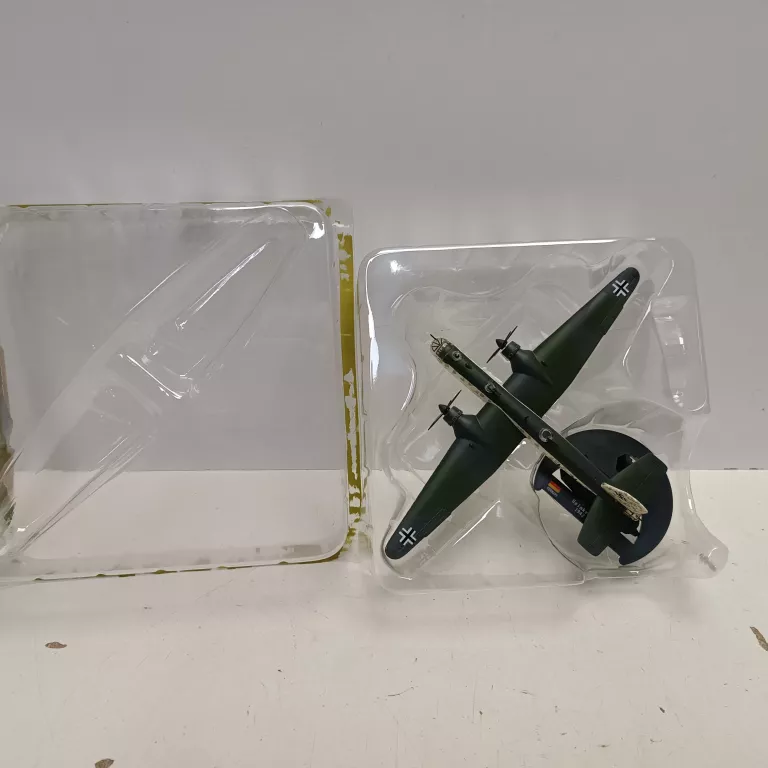 atorse-1144-diecast-warplane-germany-heinkel-he-177-1942-helicopter-milit-model-atorse-1144-diecast-warplane-germany-heinkel-he-1