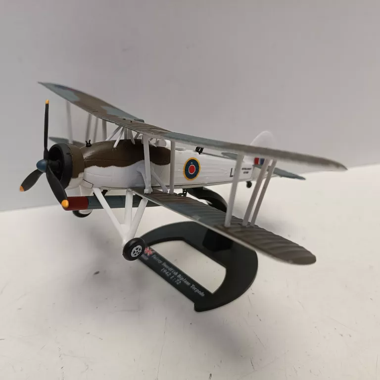 172-diecast-military-model-fairey-swordfish-biplane-torpedo-bomber-aircra-osiedle-teatralne-3u15-krakow