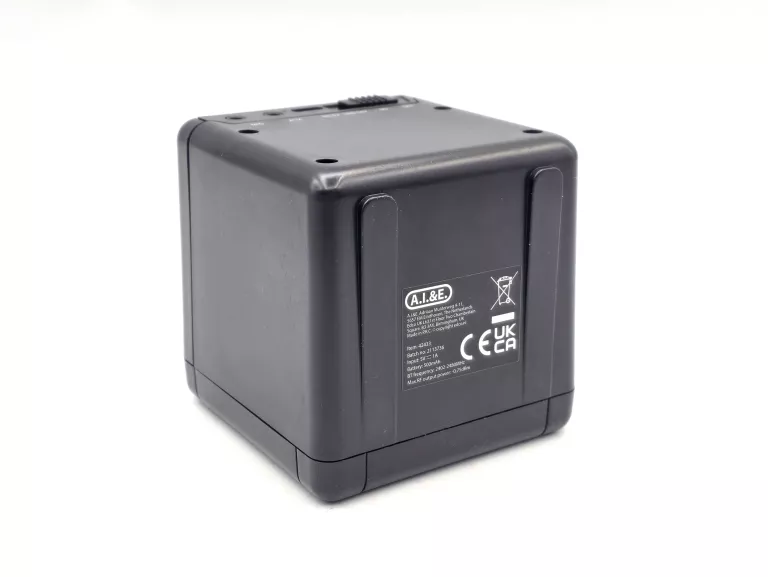 glosnik-bluetooth-z-imprezowym-swiatlem-rgb-3w-usb-c-kod-producenta-glosnik-bezprzewodowy-10w-przenosny-bluetooth