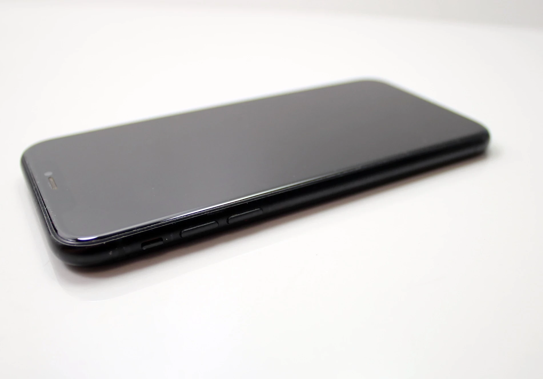 apple-iphone-xr-64gb-typ-202685-212929
