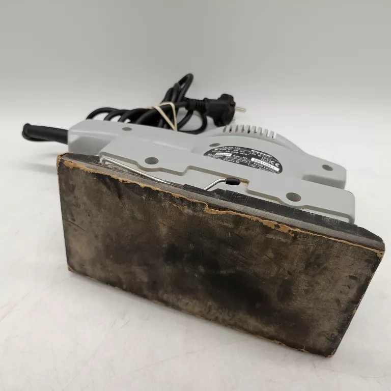 szlifierka-oscylacyjna-einhell-rodzaj-zasilania-128529-2