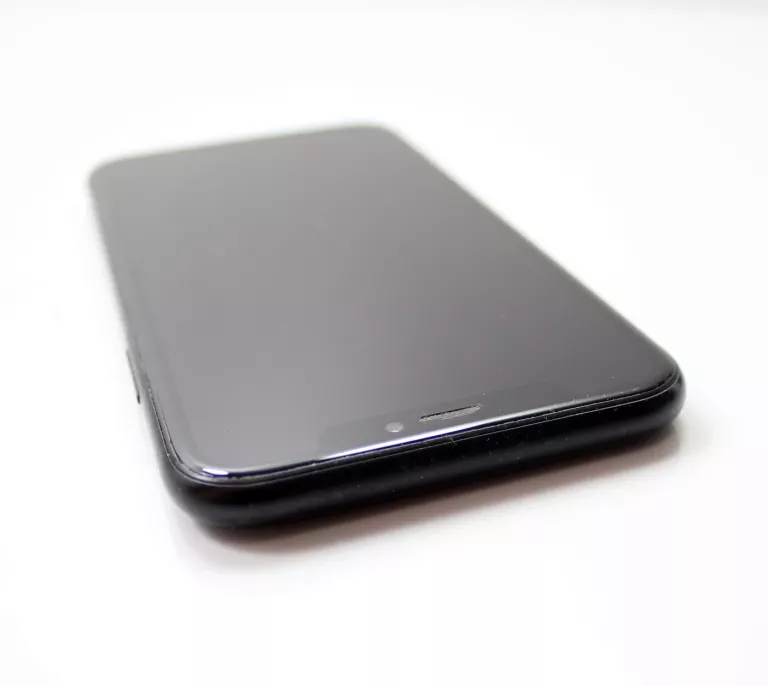 apple-iphone-xr-64gb-kod-producenta-mry42pma