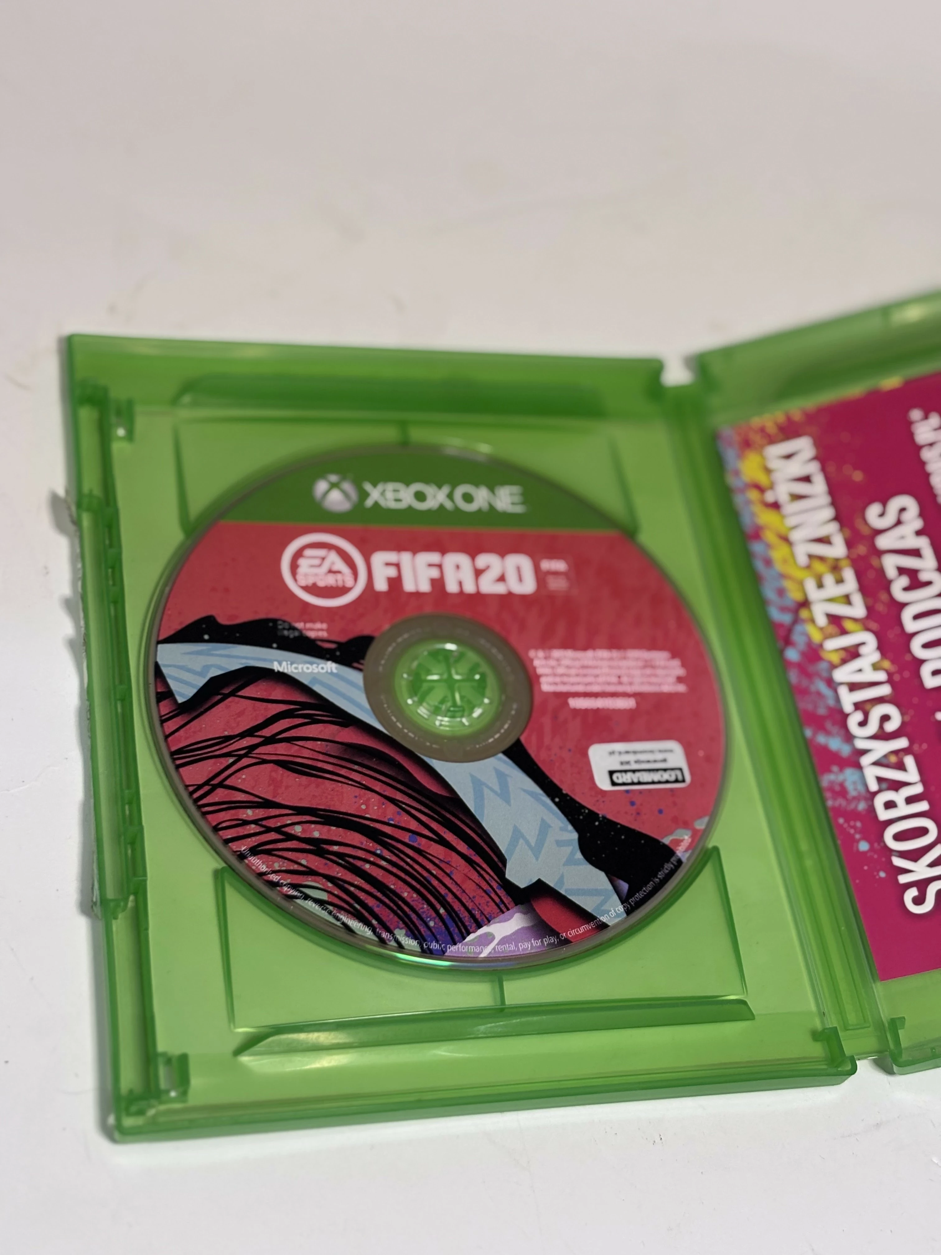 konsola-xbox-one-x-edycja-gears-of-war-zestaw-dysk-wbudowana-pamiec-5179-352249