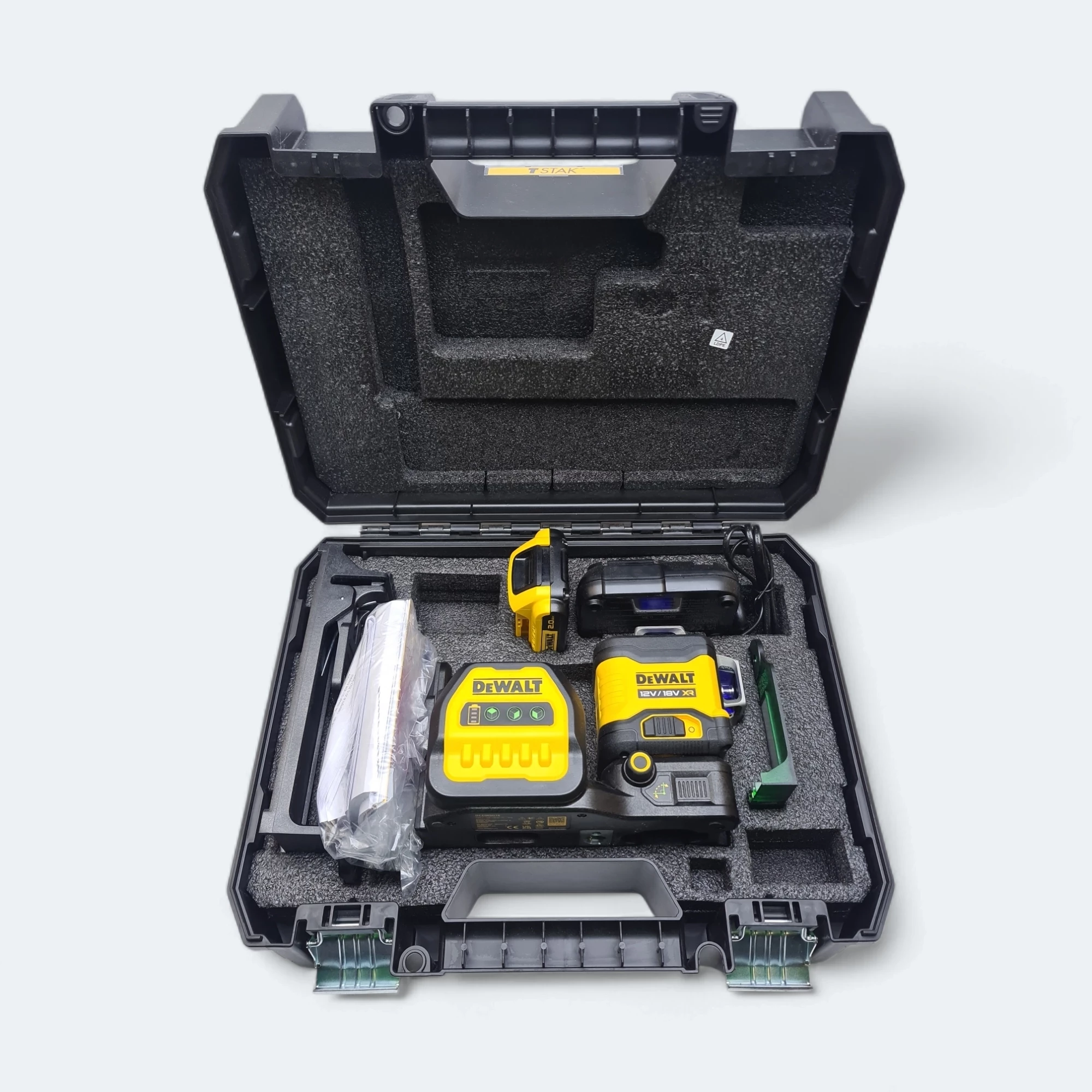 laser-krzyzowy-zielony-30-m-2-ah-dce089d1g18-dewalt-ean-gtin-5054905288563