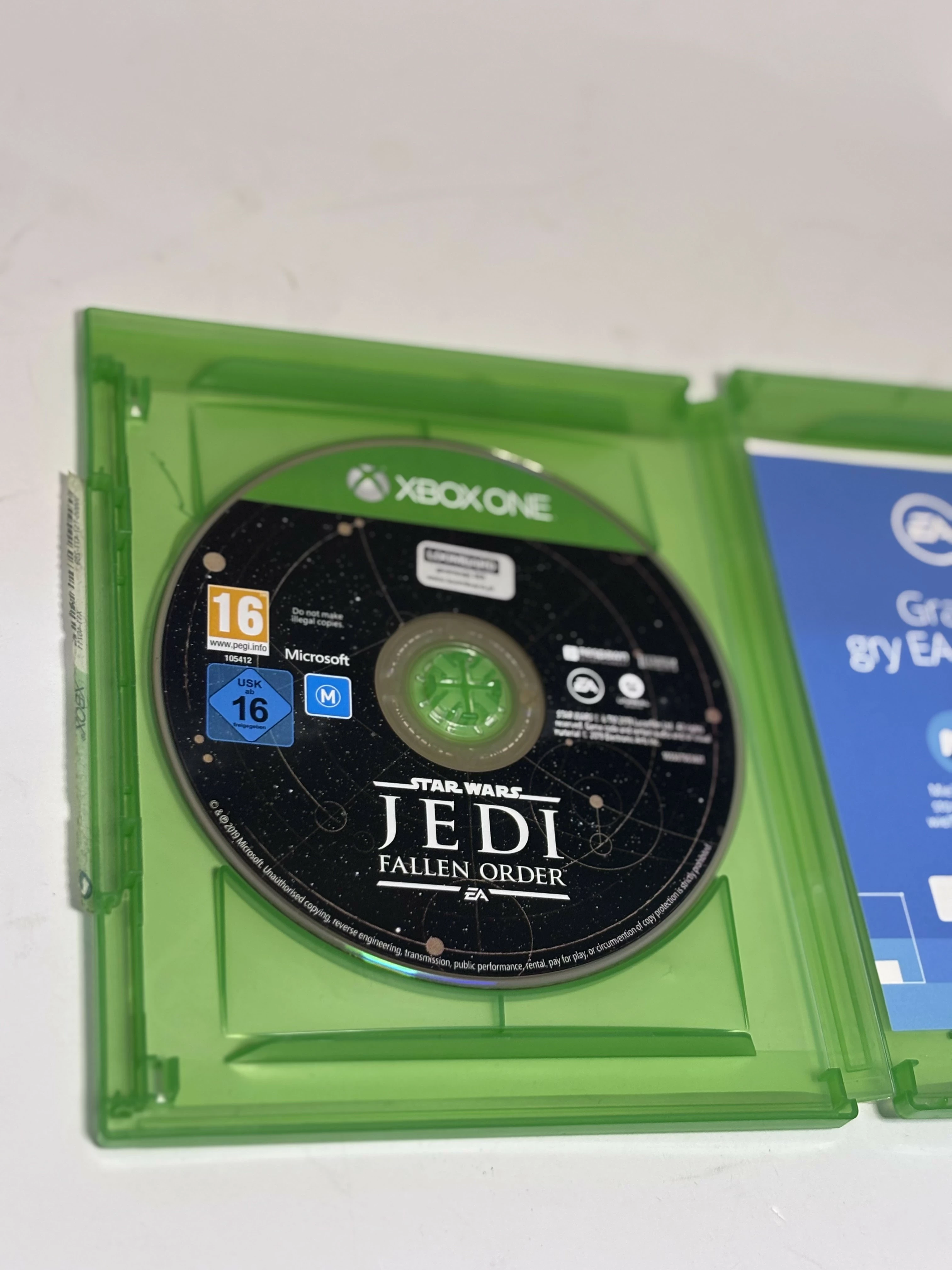 konsola-xbox-one-x-edycja-gears-of-war-zestaw-kod-producenta-fmp-00139