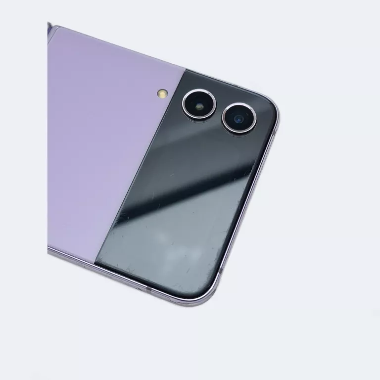 smartfon-rozkladany-samsung-galaxy-z-flip-4-8128gb-67-amoled-1210-mpi-stan-11323-2