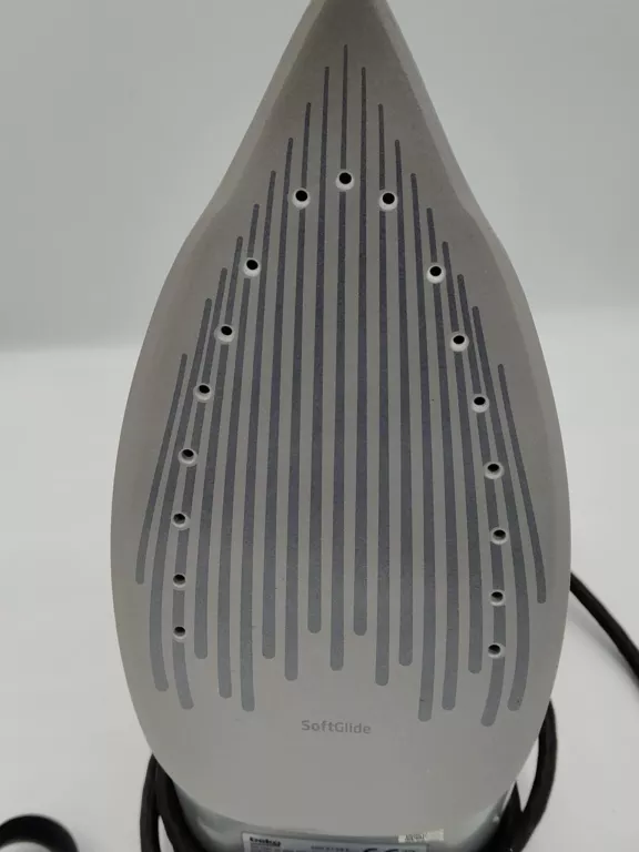 zelazko-przewodowe-beko-futureiron-sim-5124e-2400w-moc-240000