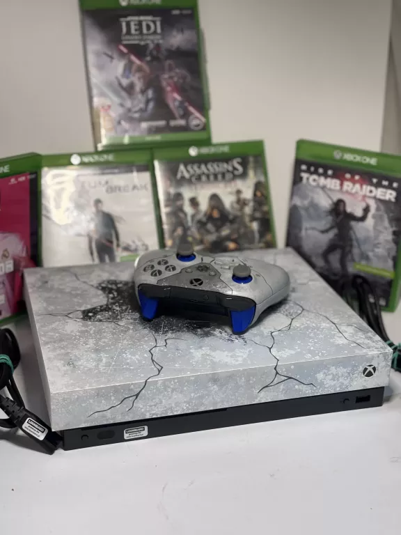 konsola-xbox-one-x-edycja-gears-of-war-zestaw-ean-gtin-889842477825