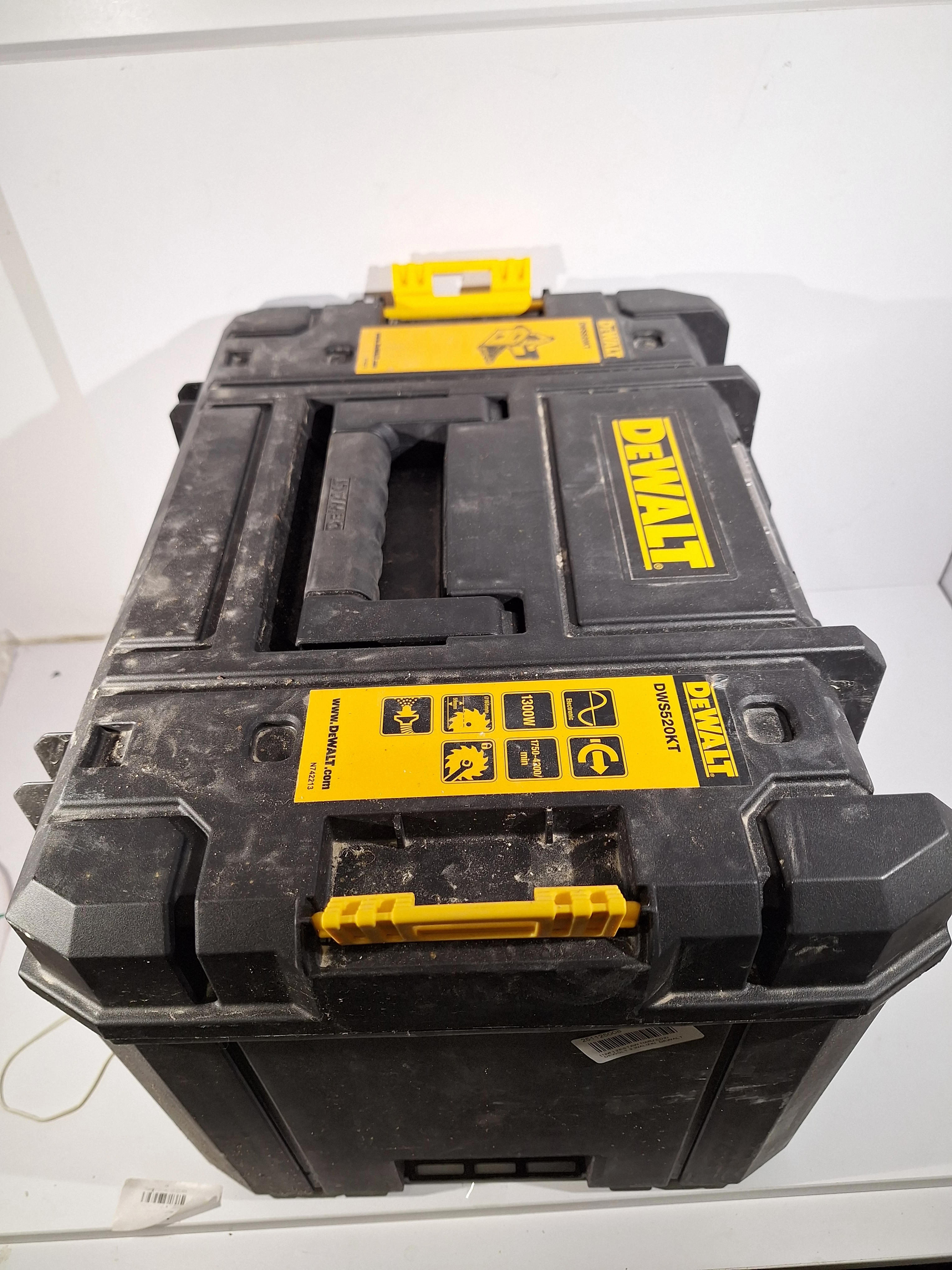 zestaw-dewolt-2-walizk-pilai-dws52018v-wkretarka-dcf6202dws520-janowicza-3-olsztyn