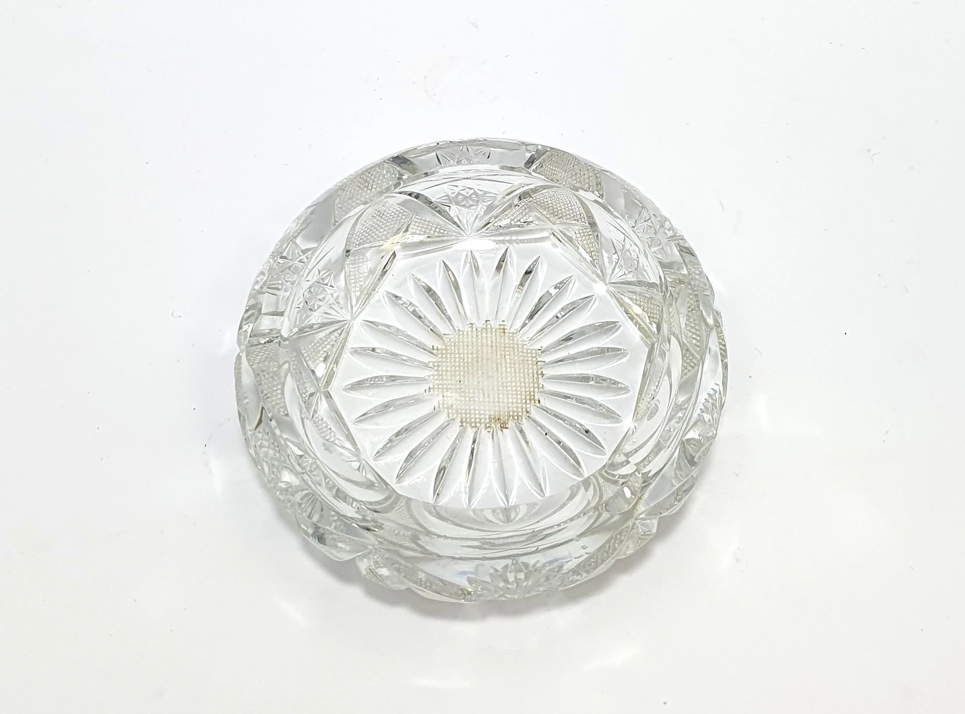 mala-krysztalowa-popielniczka-rynek-15-olesno-palladium